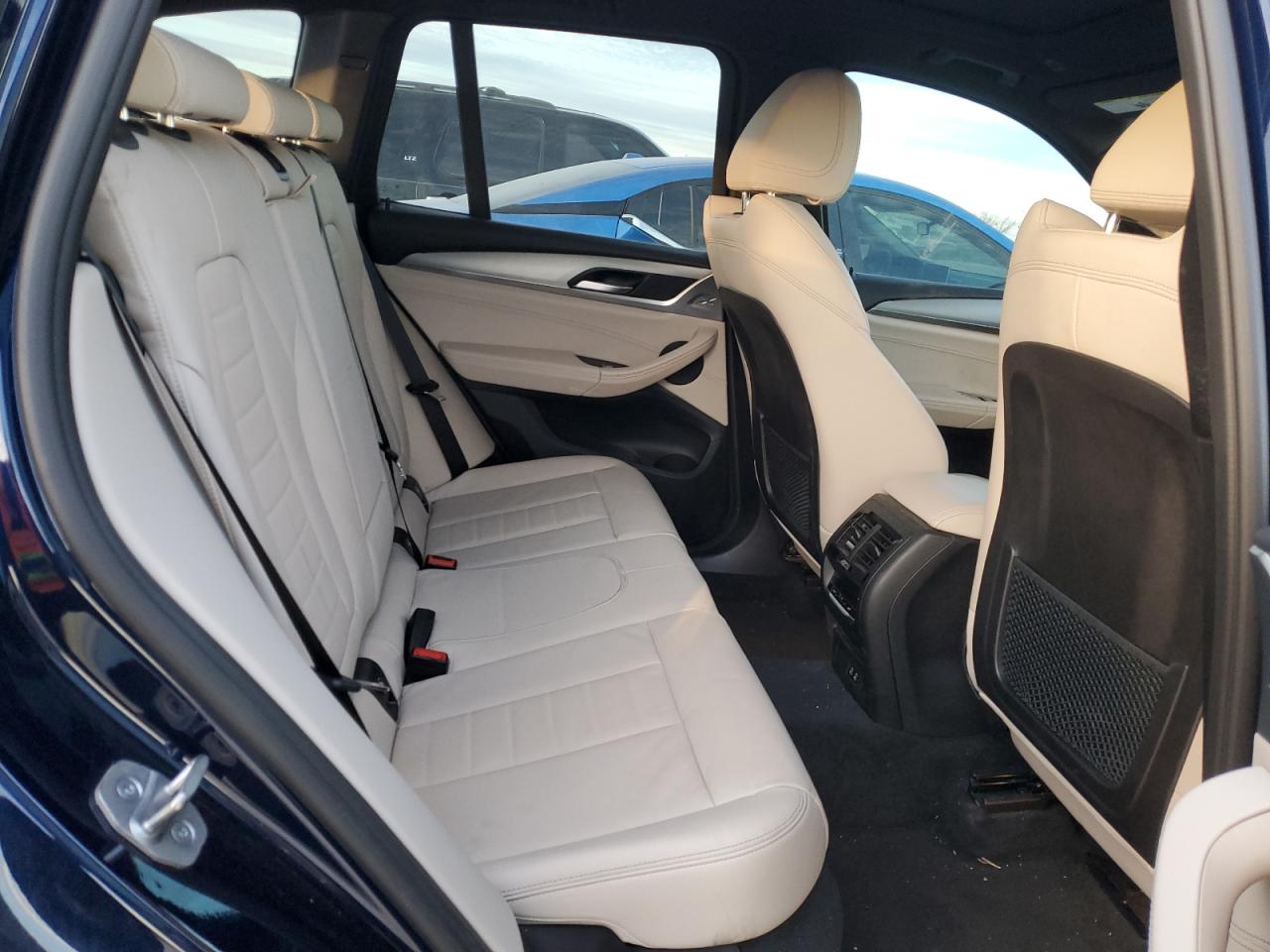 2022 BMW X3 - Image 11