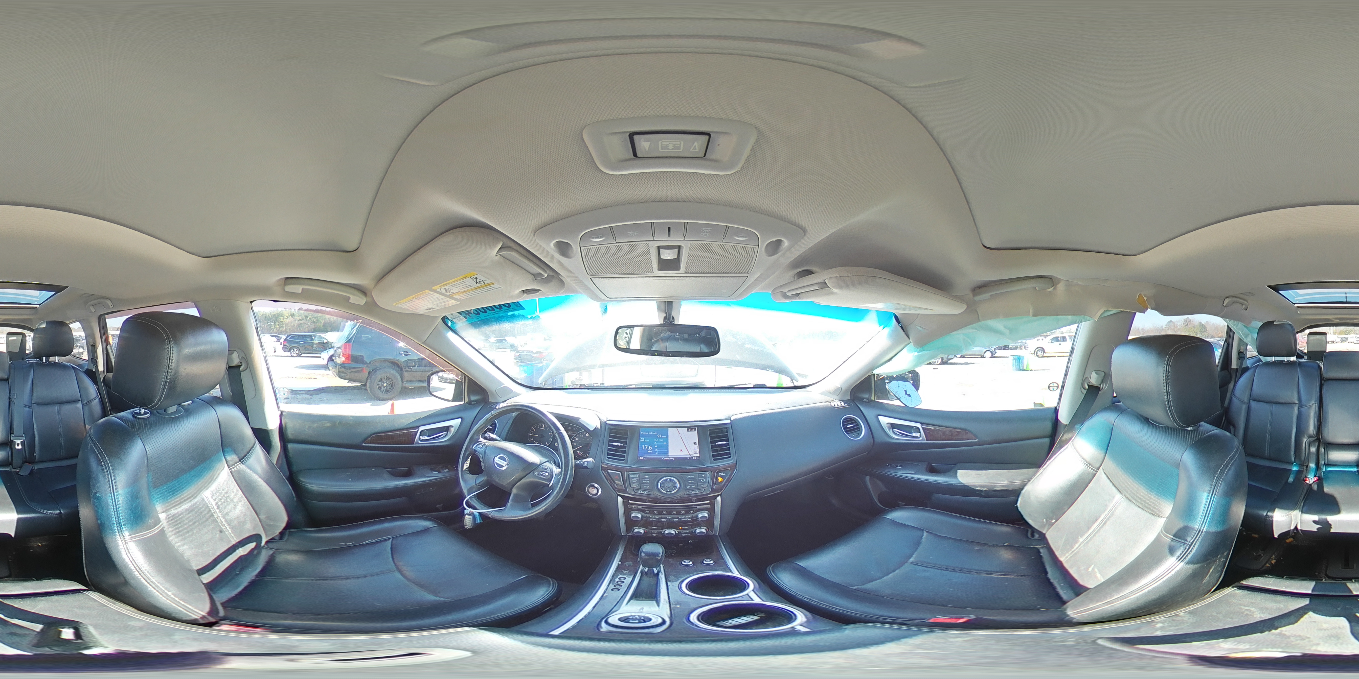 2015 Nissan Pathfinder - Image 14