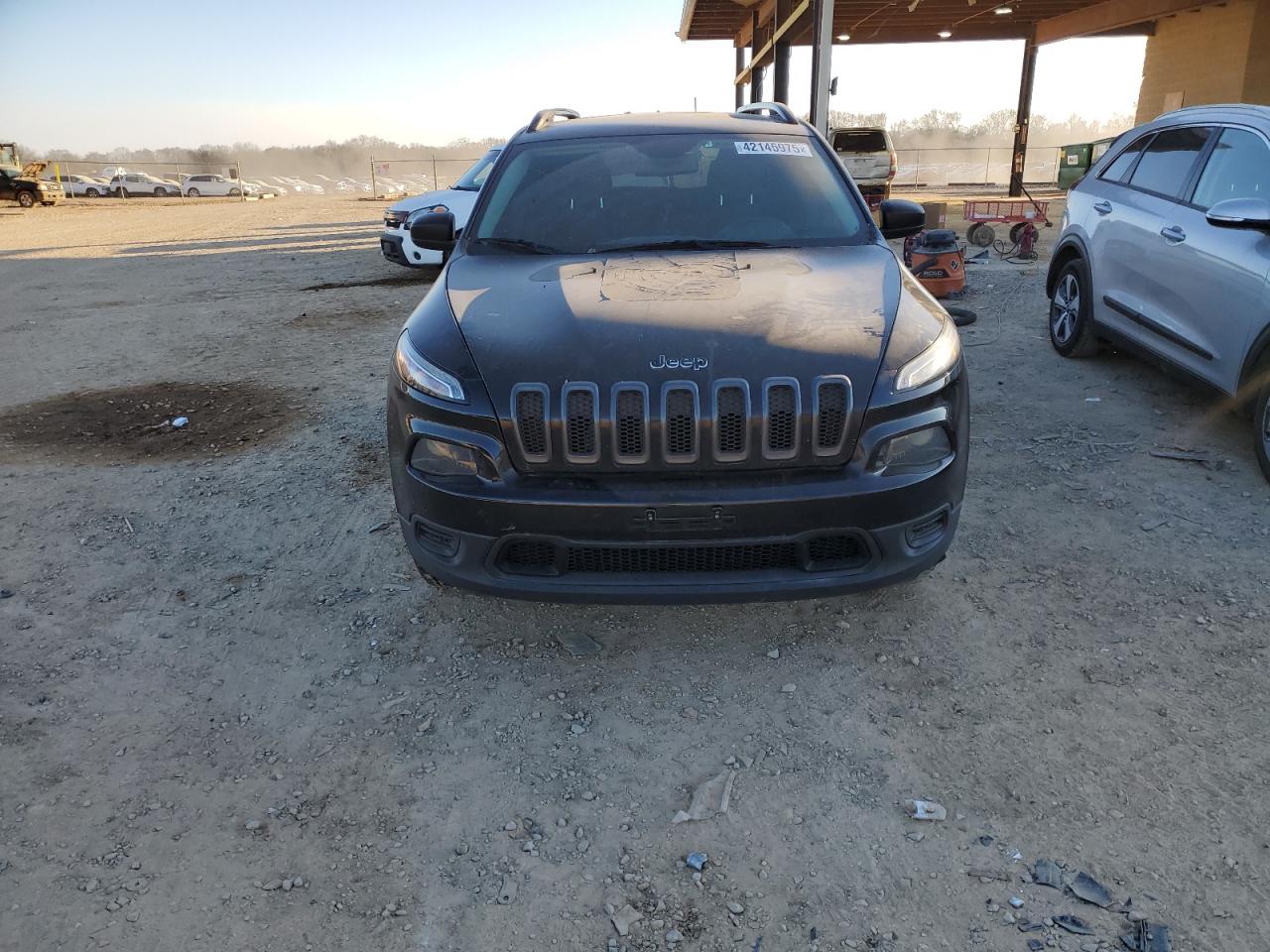 2017 Jeep Grand Cherokee - Image 5