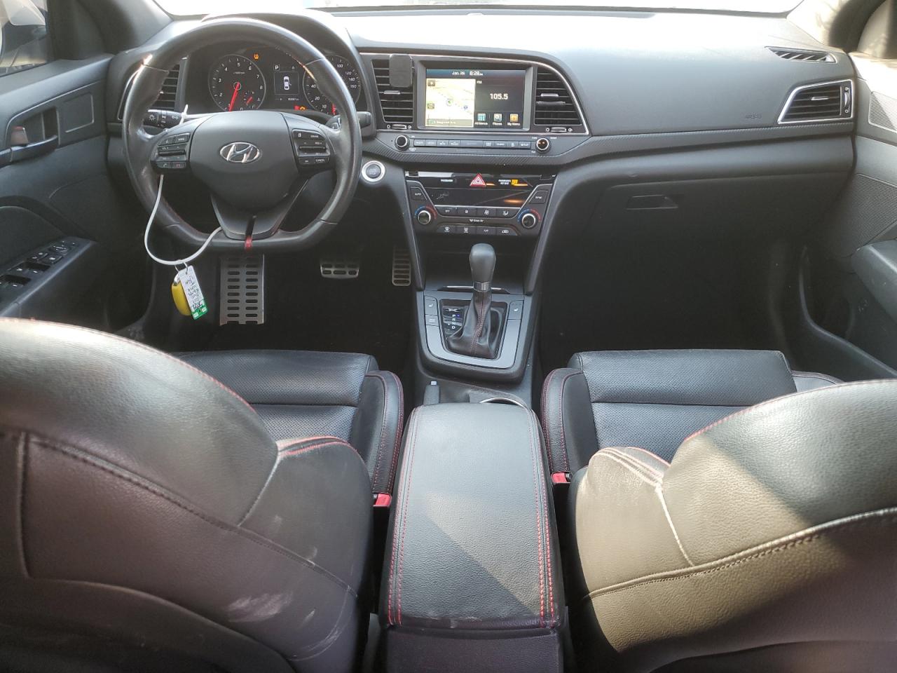 2017 Hyundai Elantra - Image 8