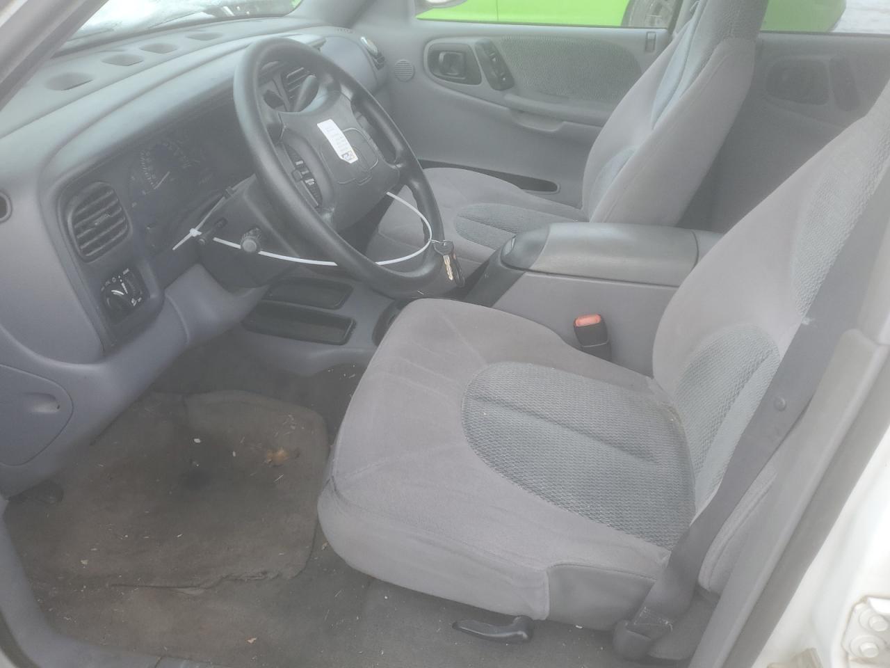 1999 Dodge Durango VIN: 1B4HR28Y5XF657623 Lot: 44129125