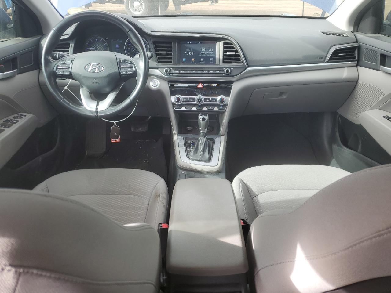 2019 Hyundai Elantra - Image 8