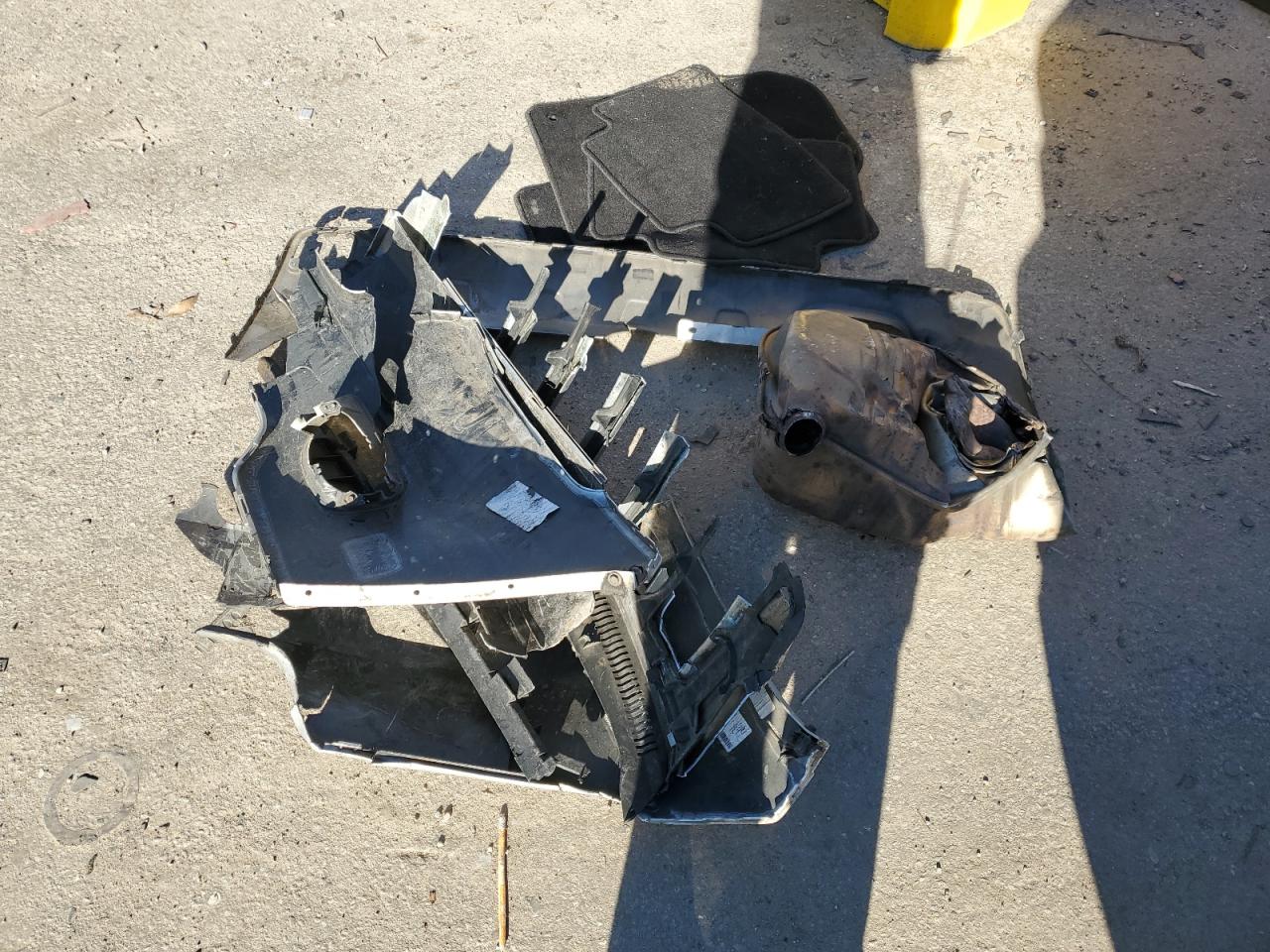 2013 Jeep Grand Cherokee - Image 13