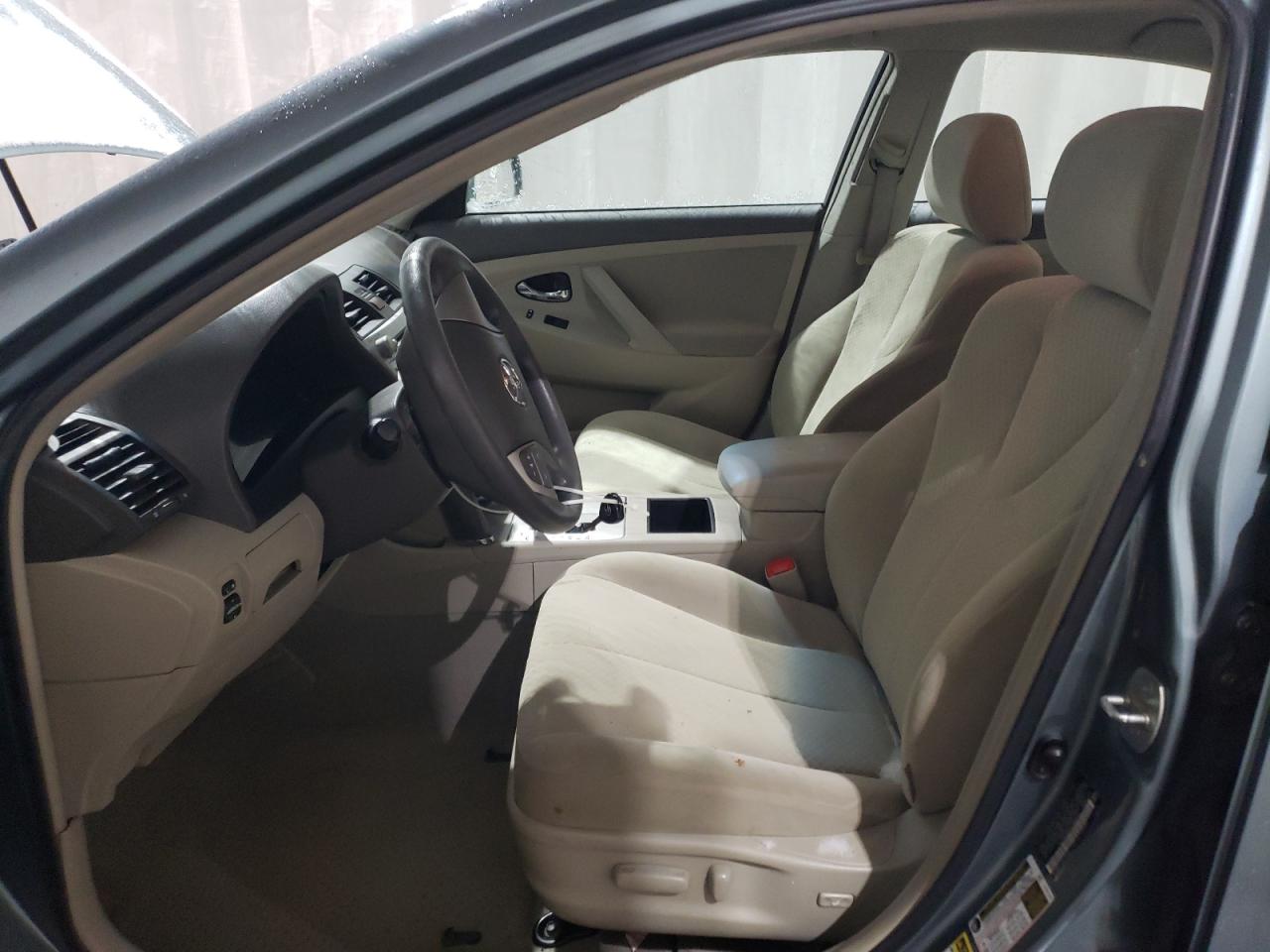 2009 Toyota Camry - Image 7