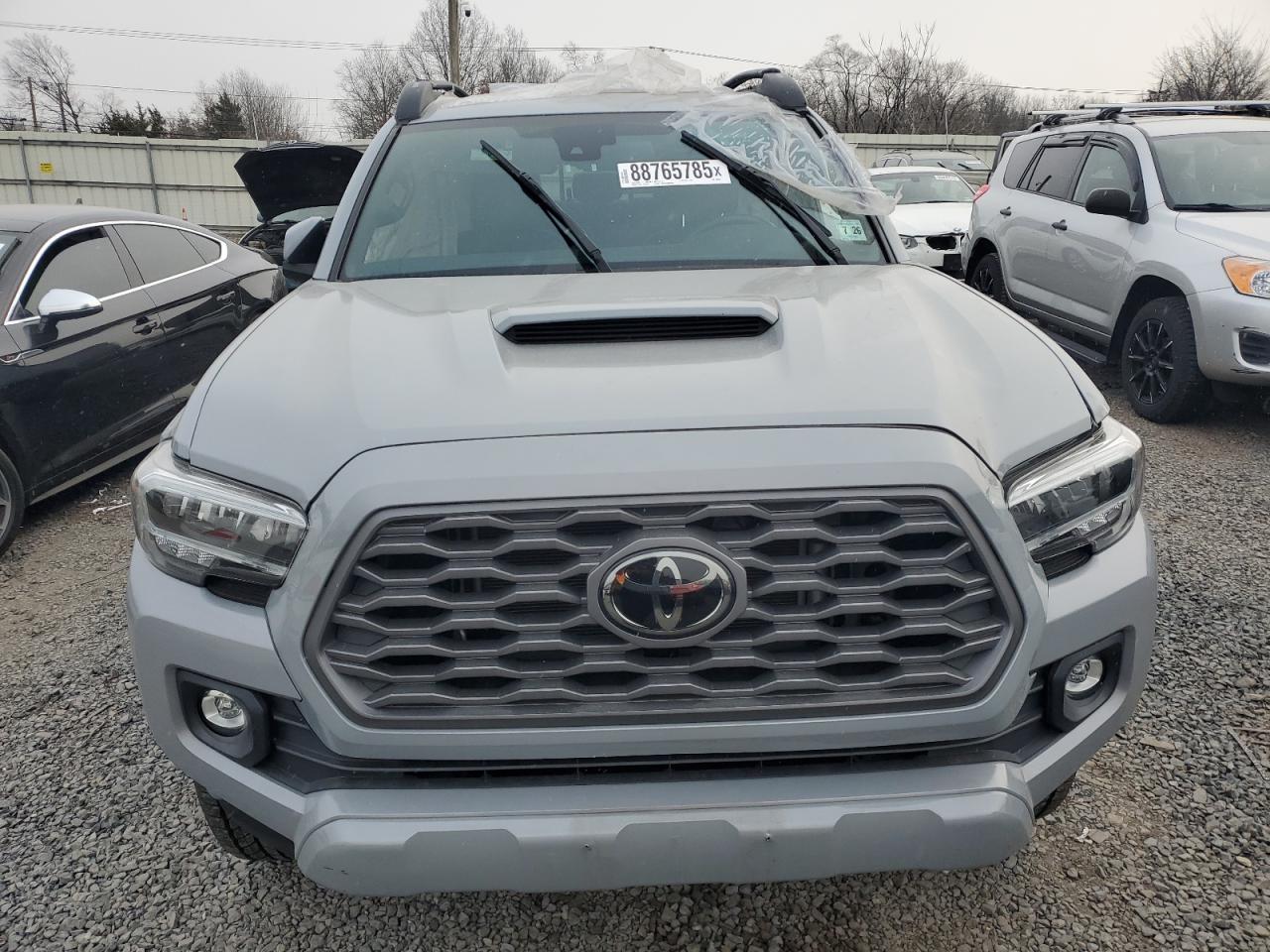 2021 Toyota Tacoma - Image 5