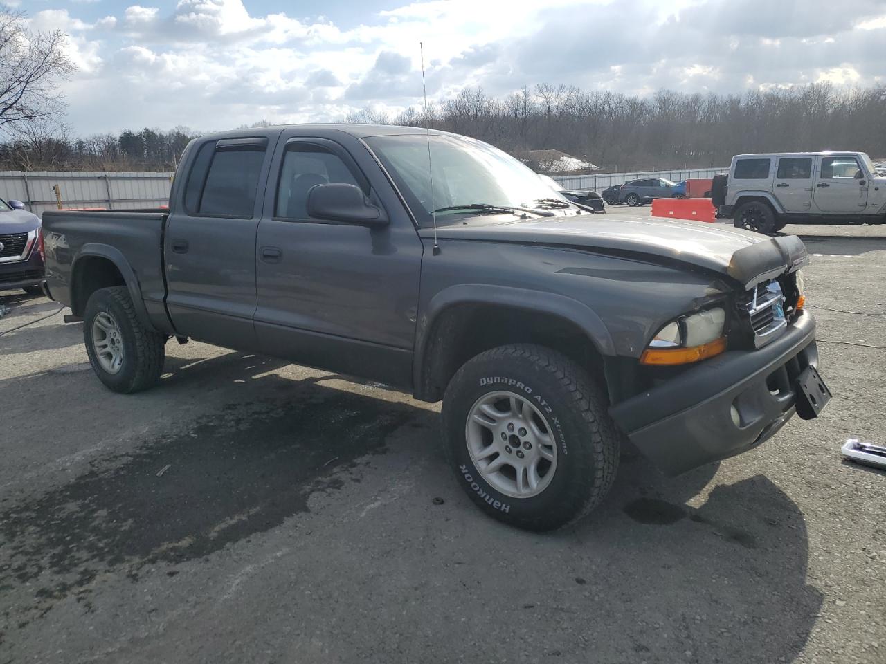 2004 Dodge Dakota - Image 4