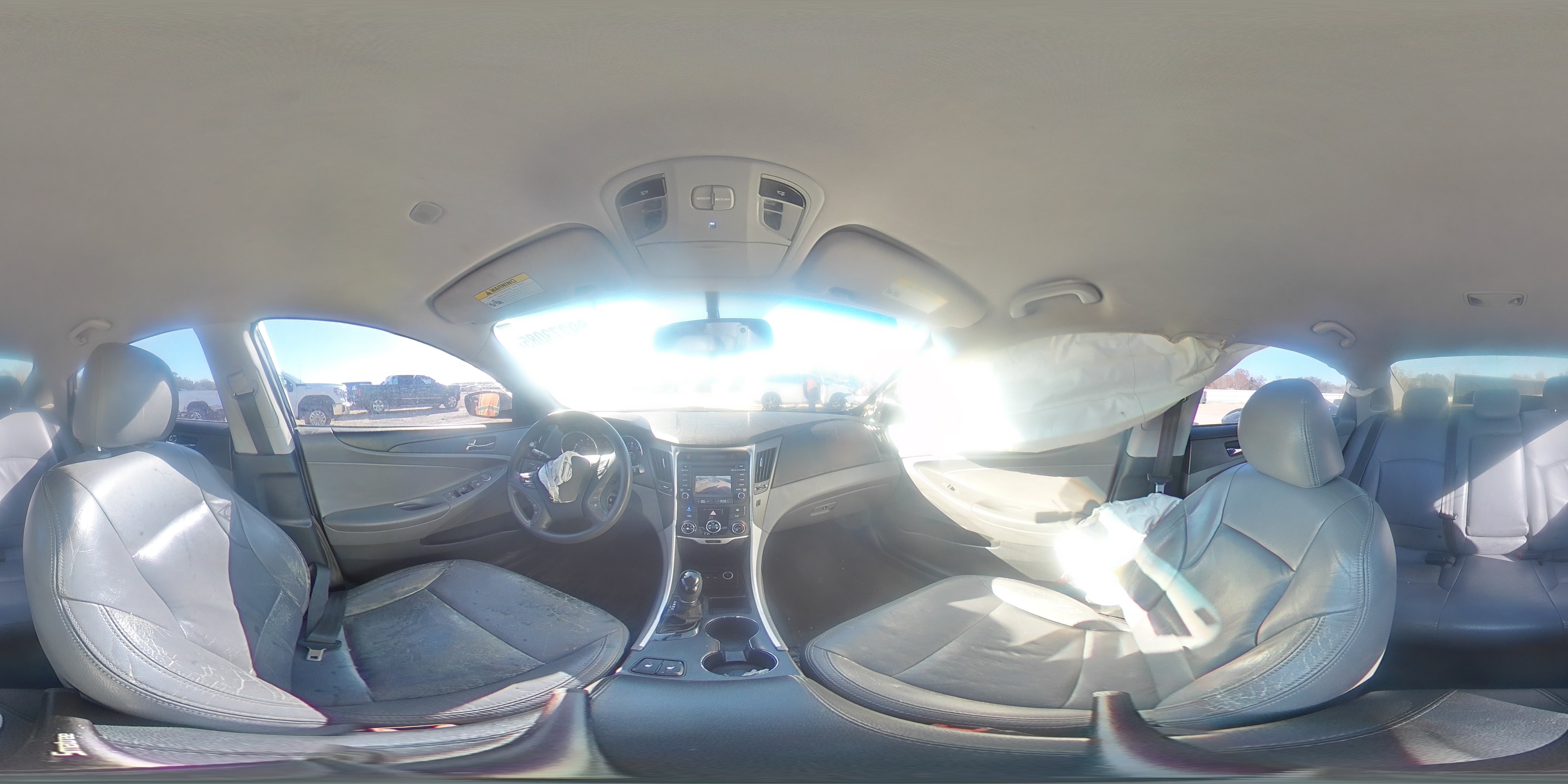 2014 Hyundai Sonata - Image 12