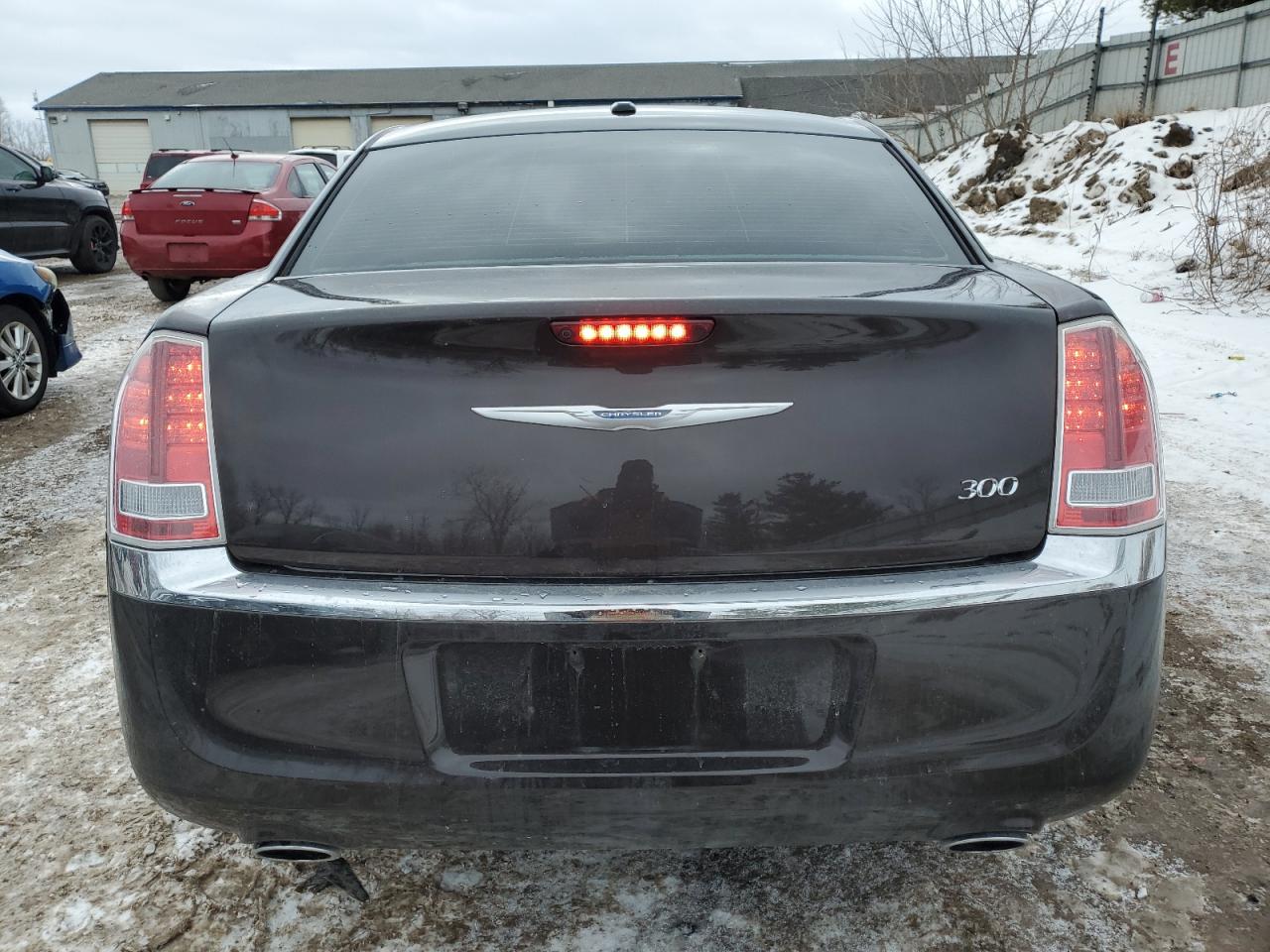 2012 Chrysler 300 - Image 6