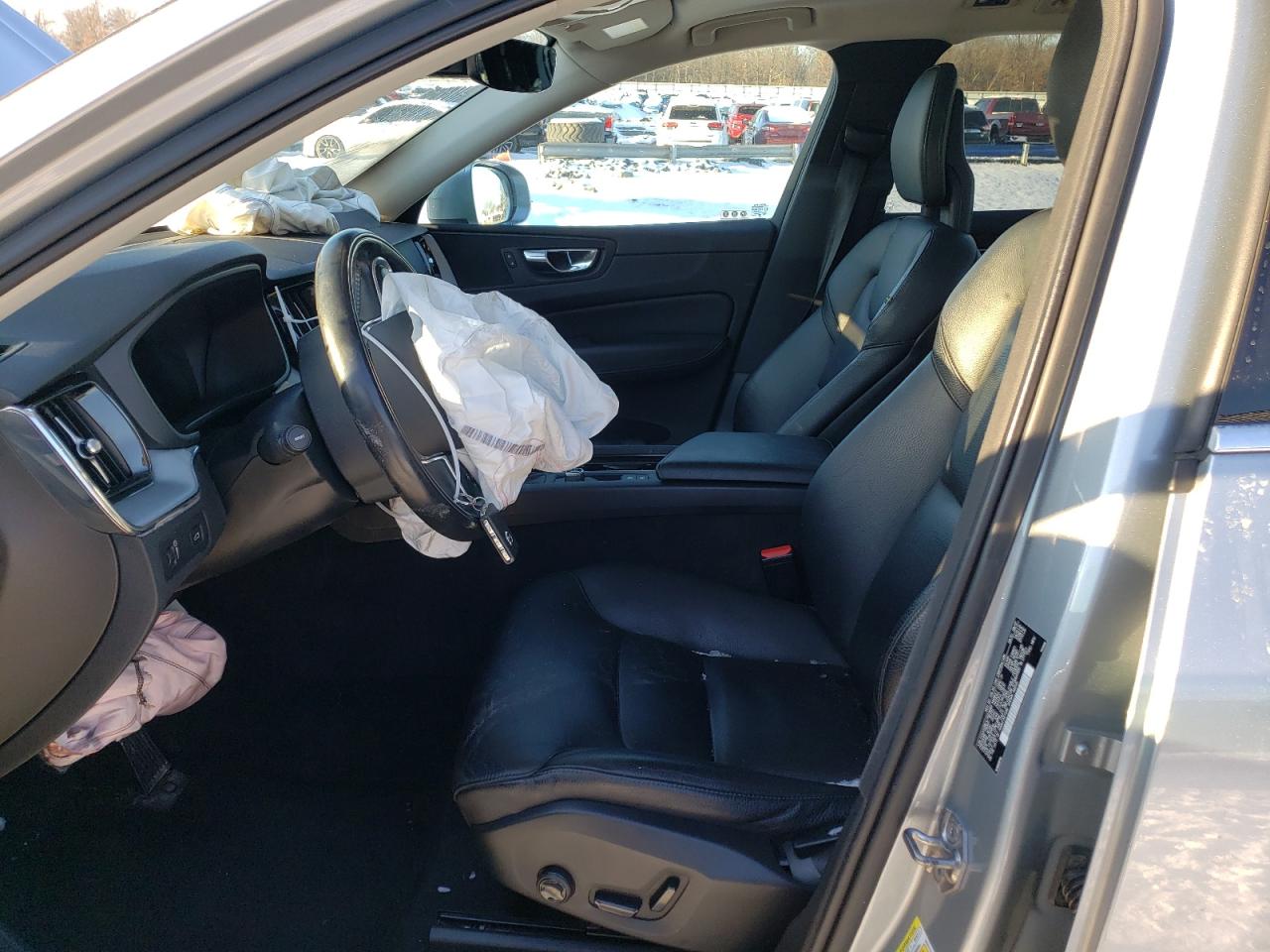 2018 Volvo XC60 - Image 7