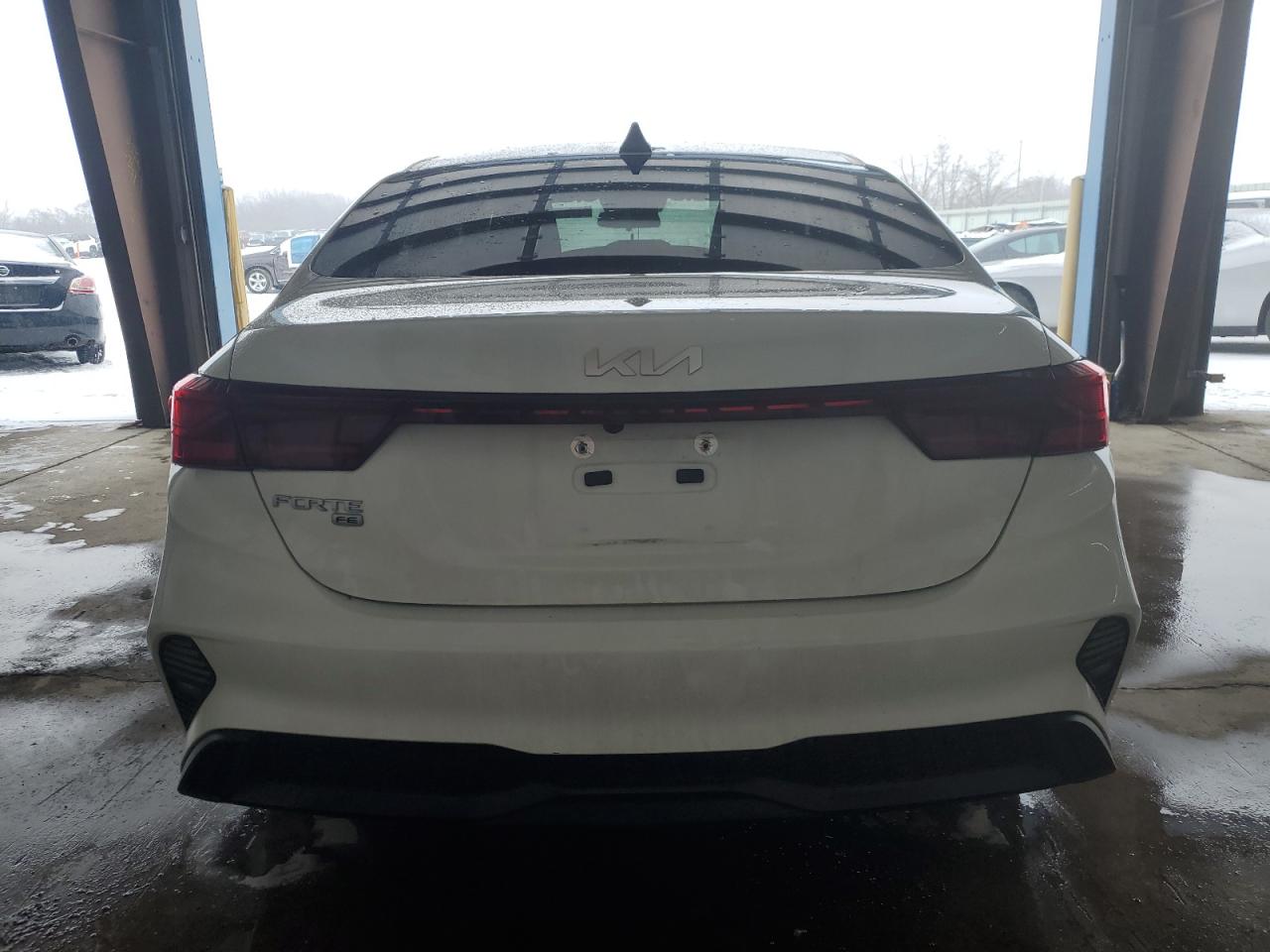 2023 Kia Forte - Image 6