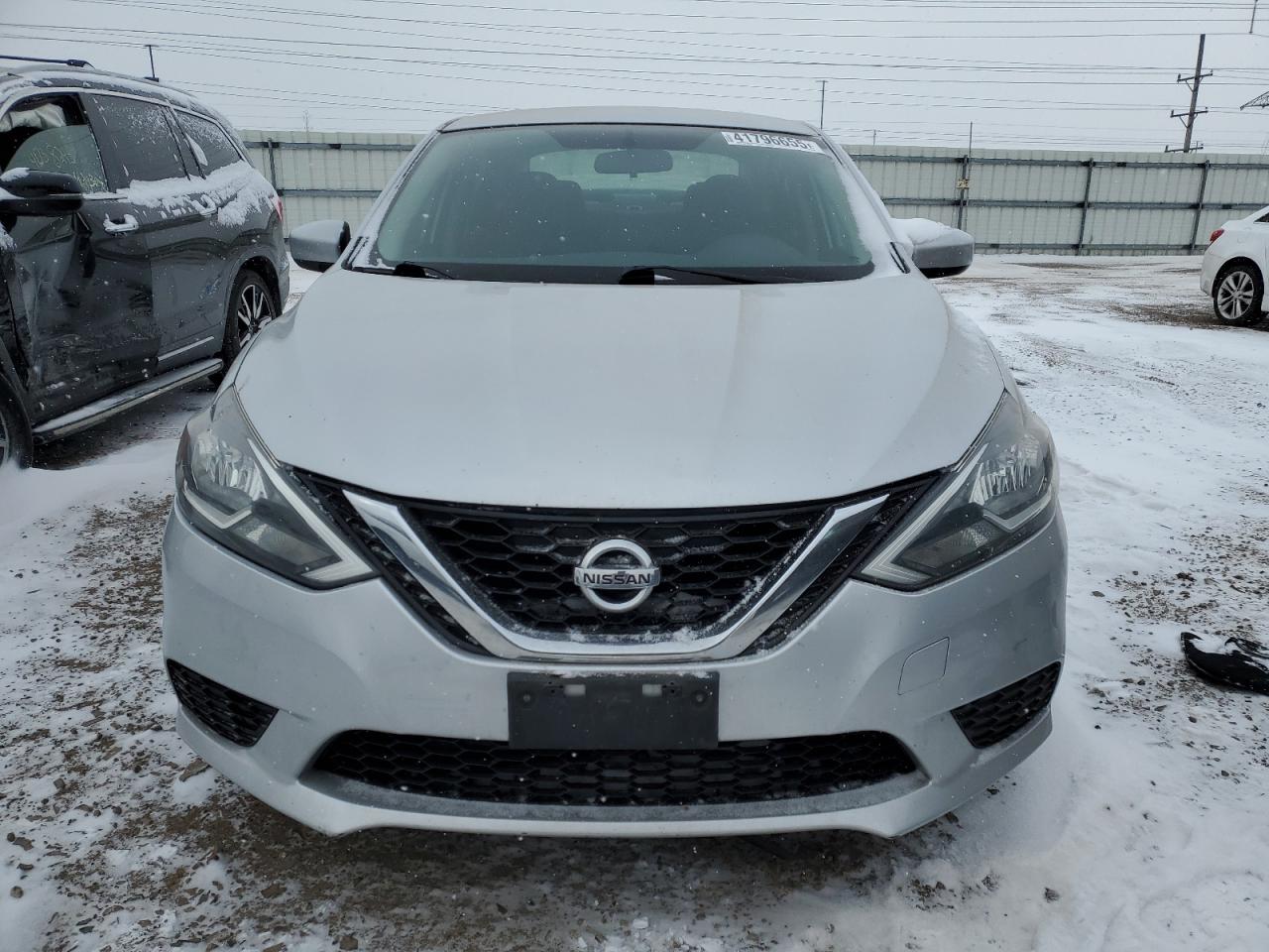 2016 Nissan Sentra - Image 5