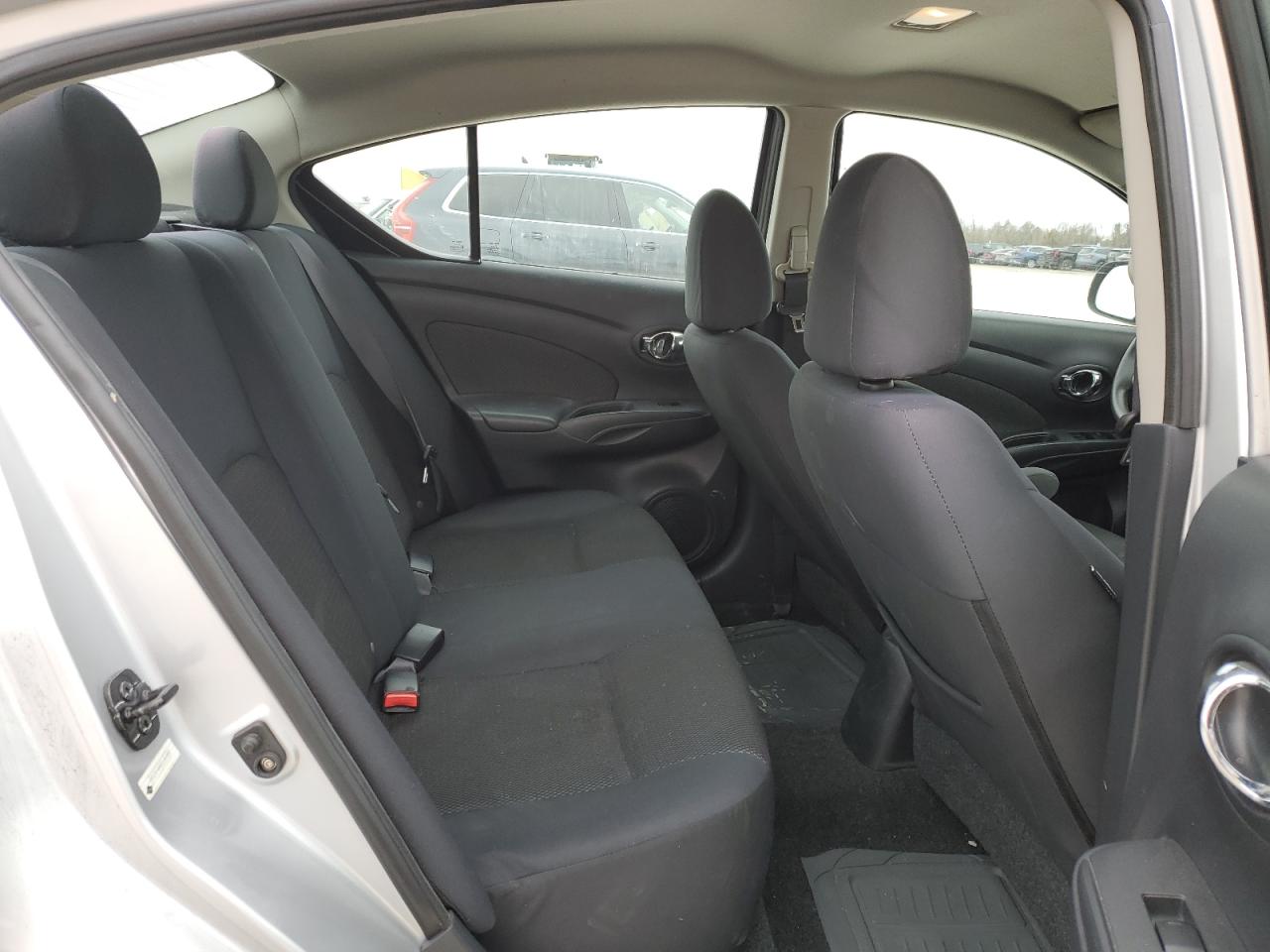 2013 Nissan Versa - Image 10