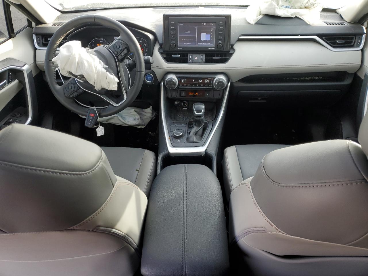 2022 Toyota RAV 4 - Image 8