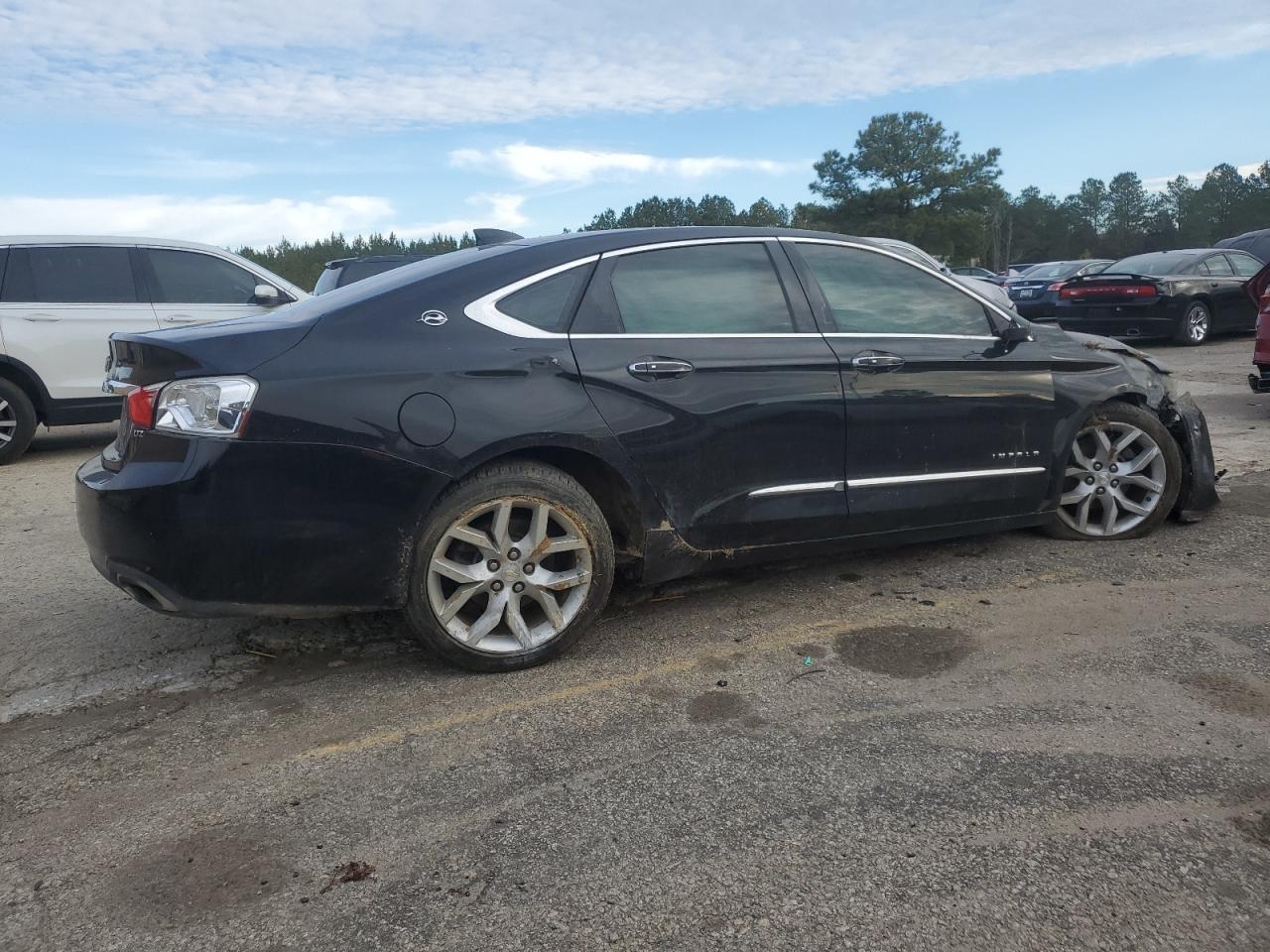 2015 Chevrolet Impala - Image 3