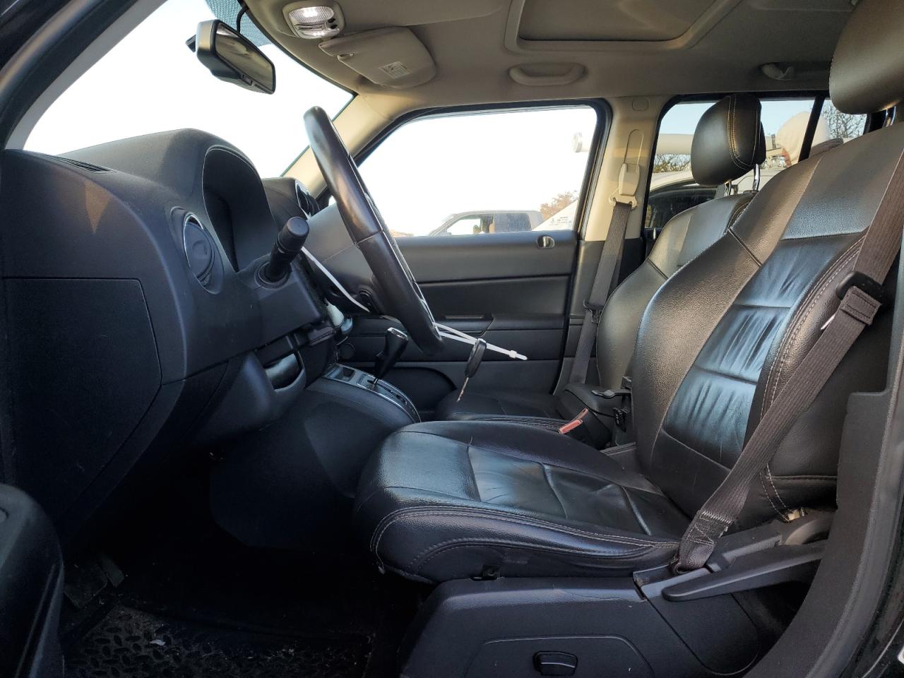 2015 Jeep Liberty (Patriot) - Image 7