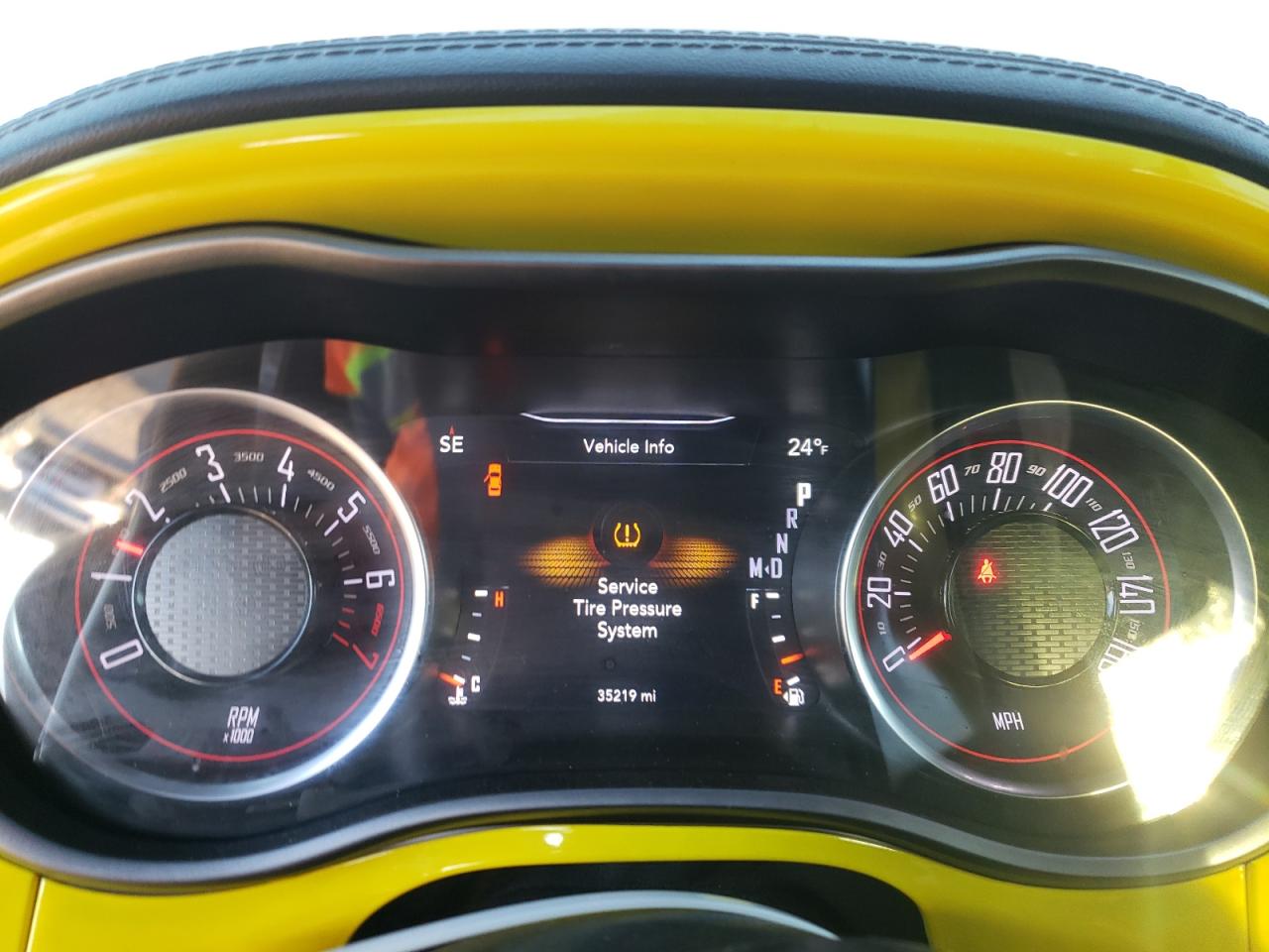 2020 Dodge Challenger - Image 9