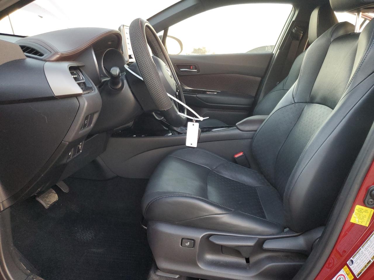 2019 Toyota C-HR - Image 7