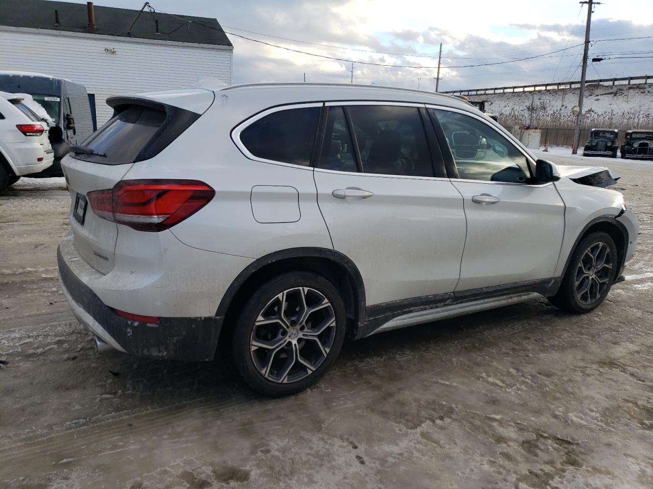 2021 BMW X1 - Image 3