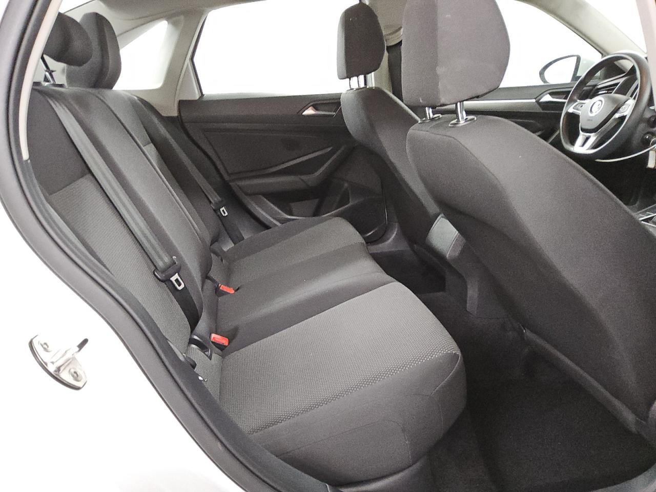 2020 Volkswagen Jetta - Image 10
