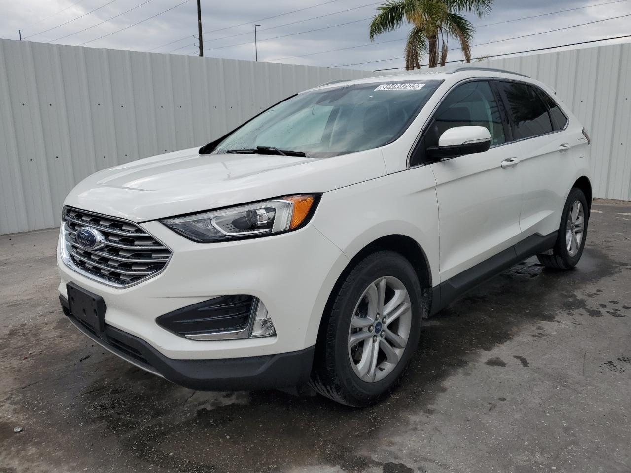 2020 Ford Edge - Image 1