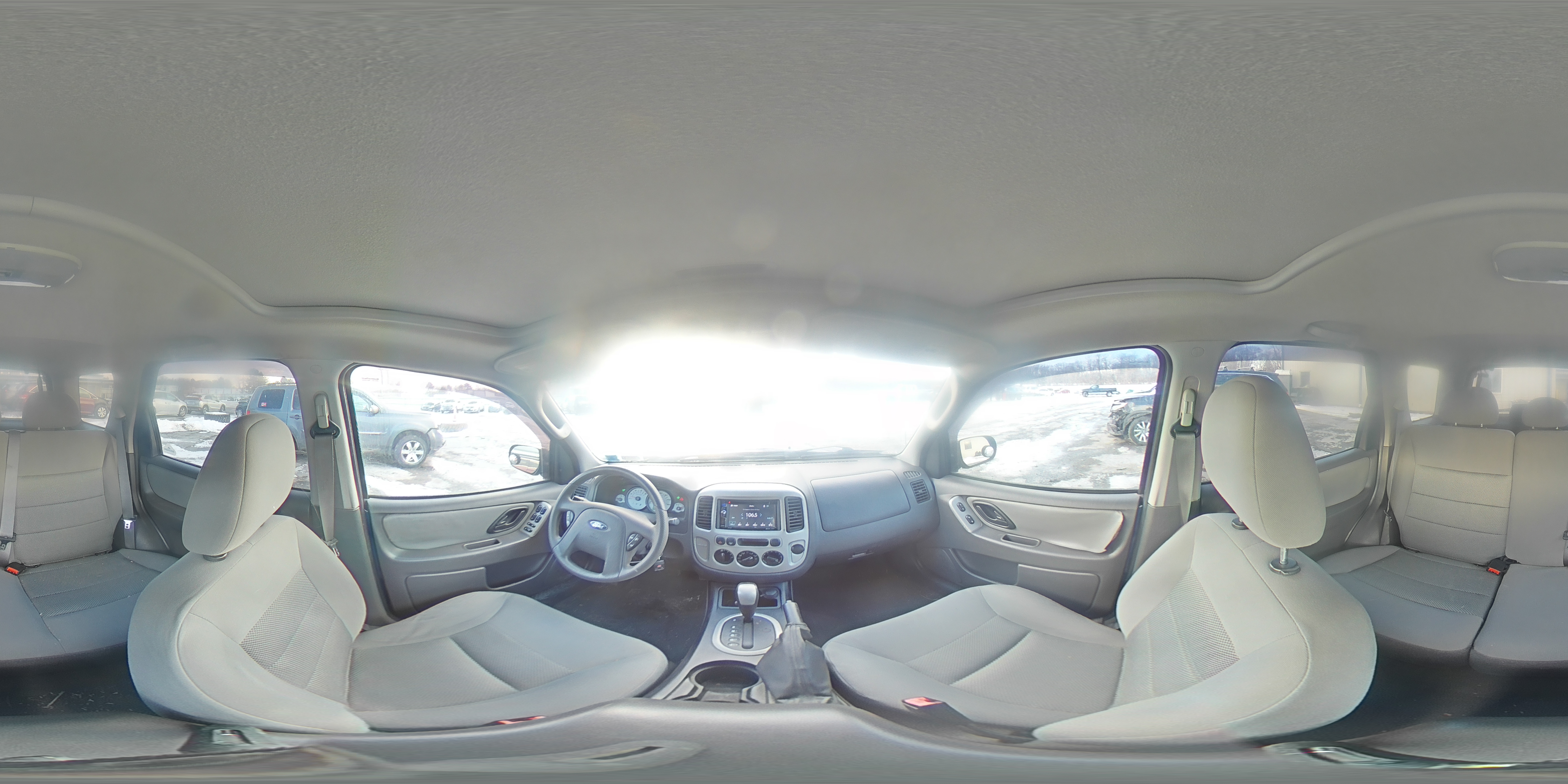 2005 Ford Escape - Image 14