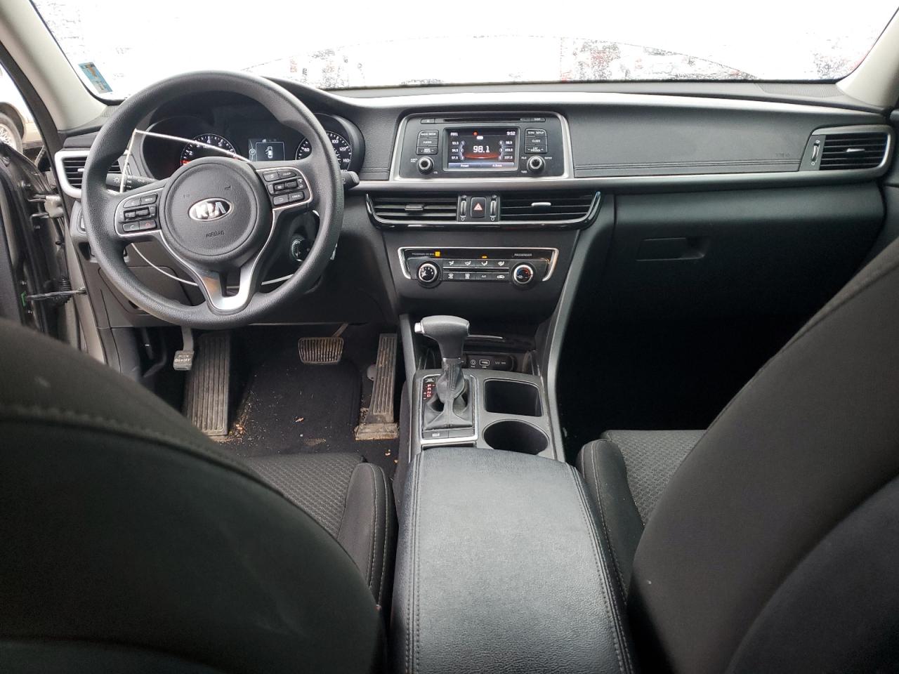 2016 Kia Optima - Image 8