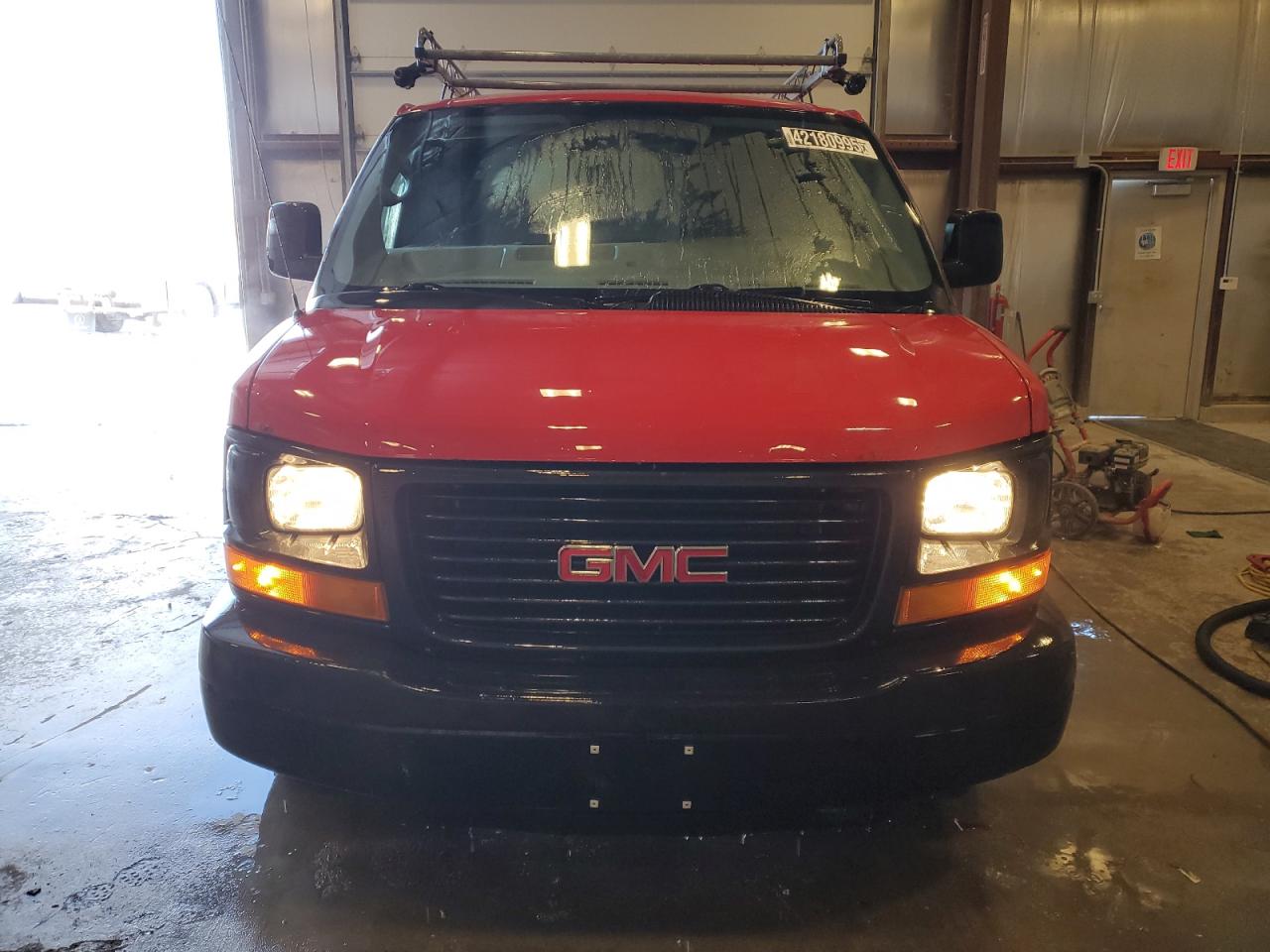 2014 GMC Savana - Image 5