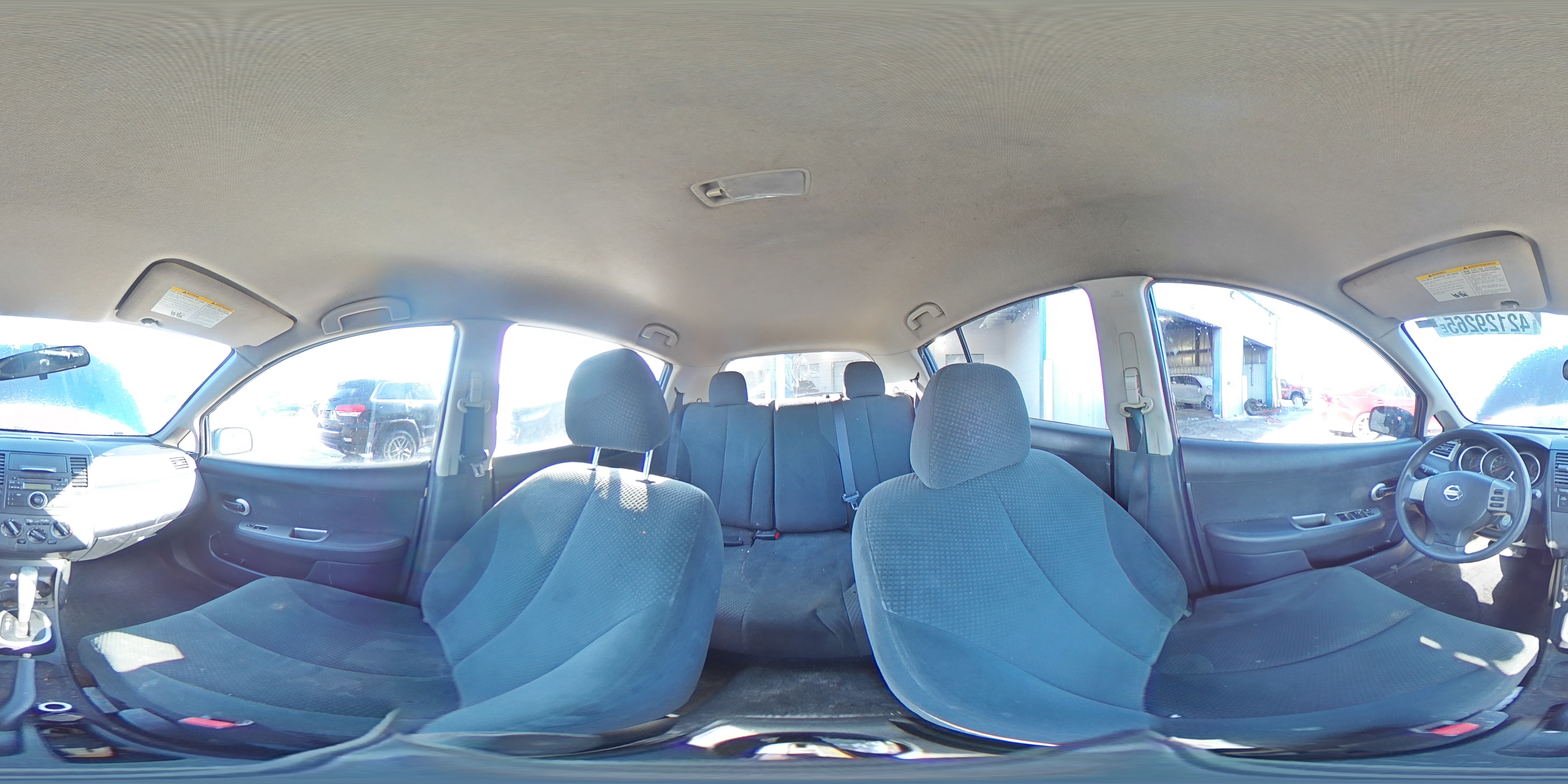 2012 Nissan Versa - Image 15