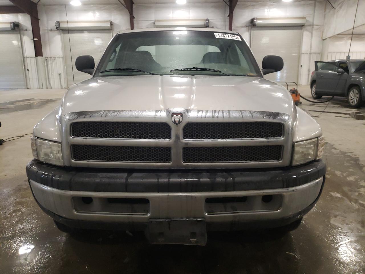 1999 Dodge RAM - Image 5