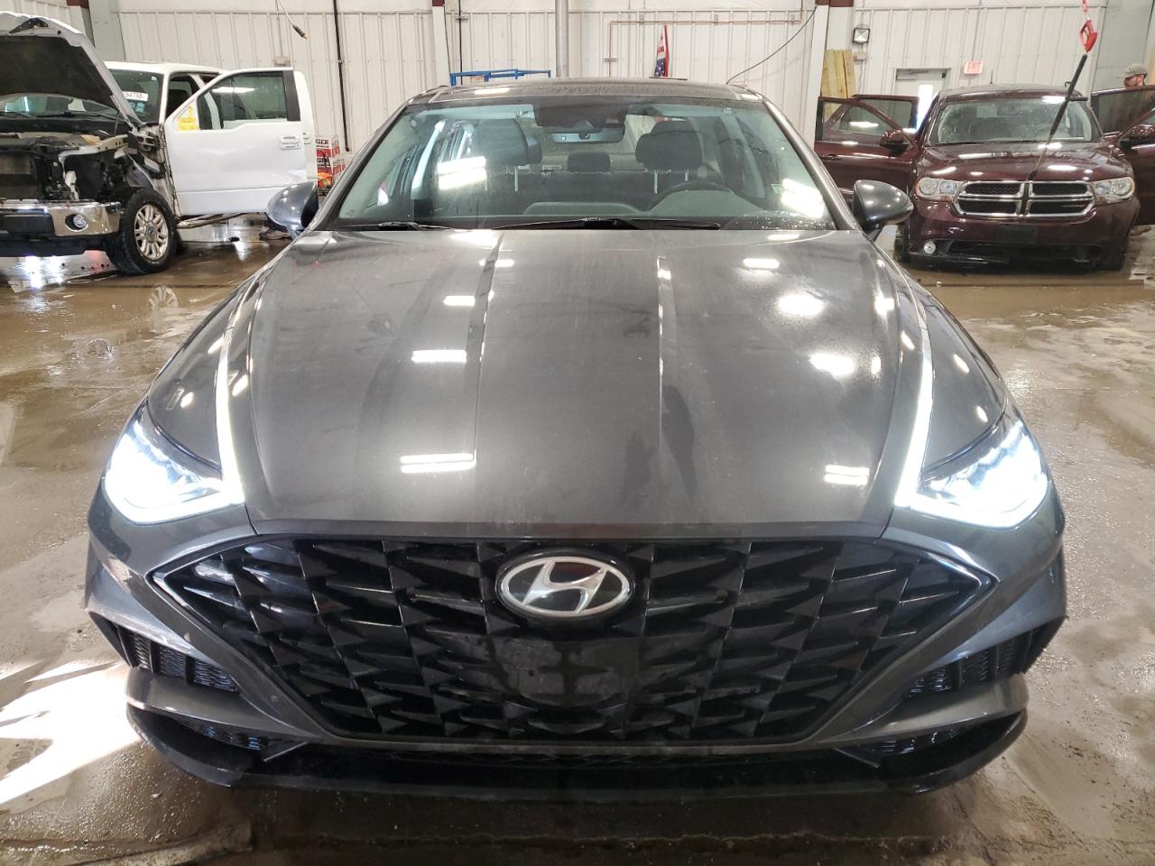 2023 Hyundai Sonata - Image 5
