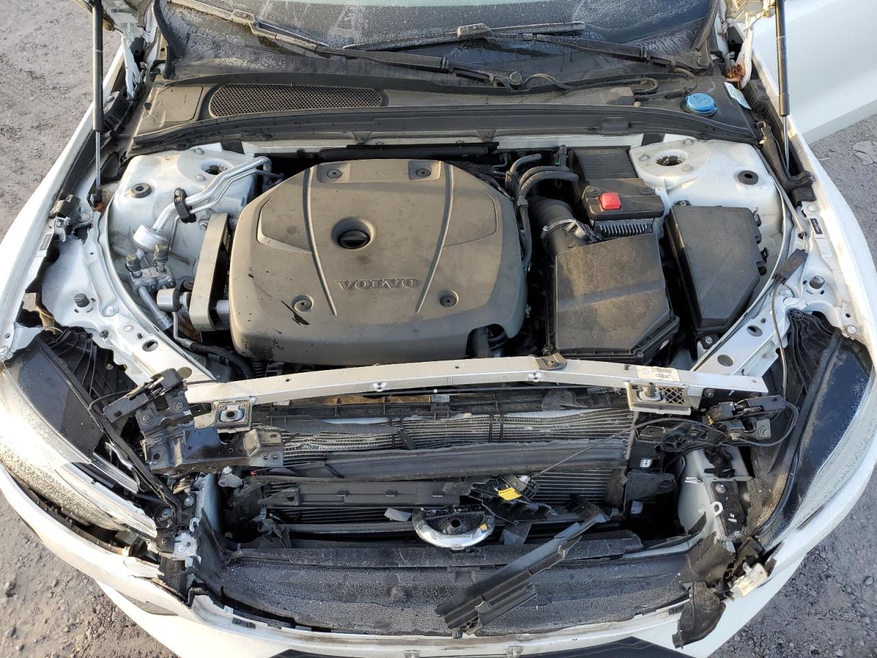 2020 Volvo V60 - Image 11
