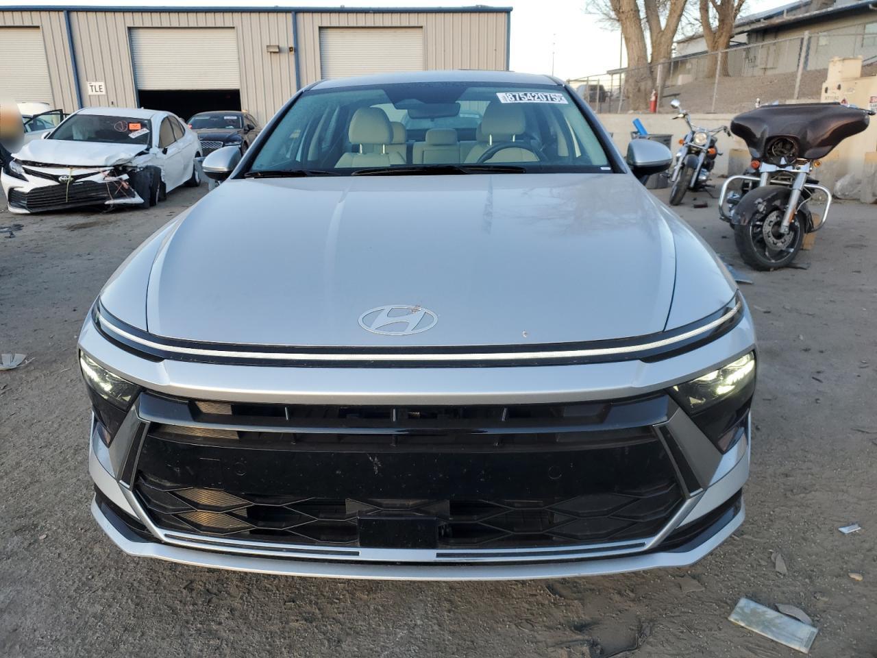 2024 Hyundai Sonata - Image 5