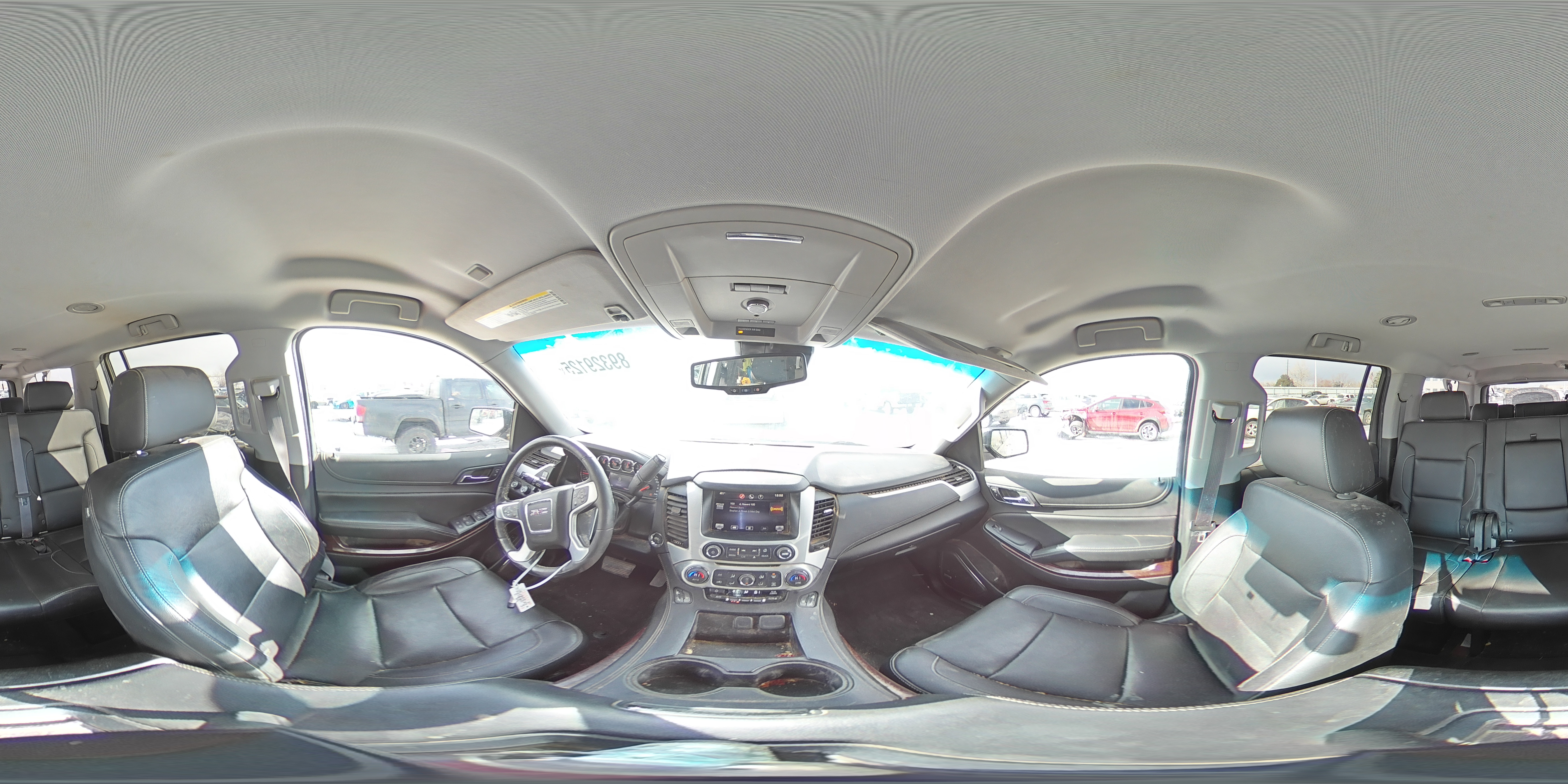 2015 GMC Yukon - Image 15