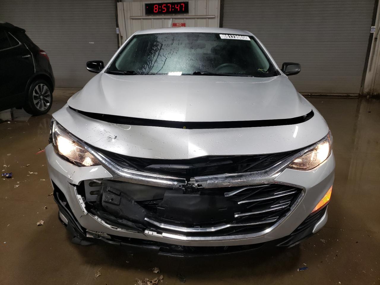 2020 Chevrolet Malibu - Image 5