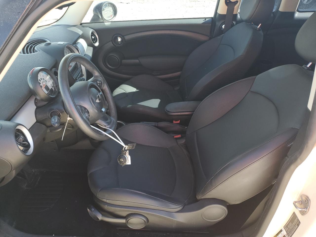 2013 MINI Cooper - Image 7