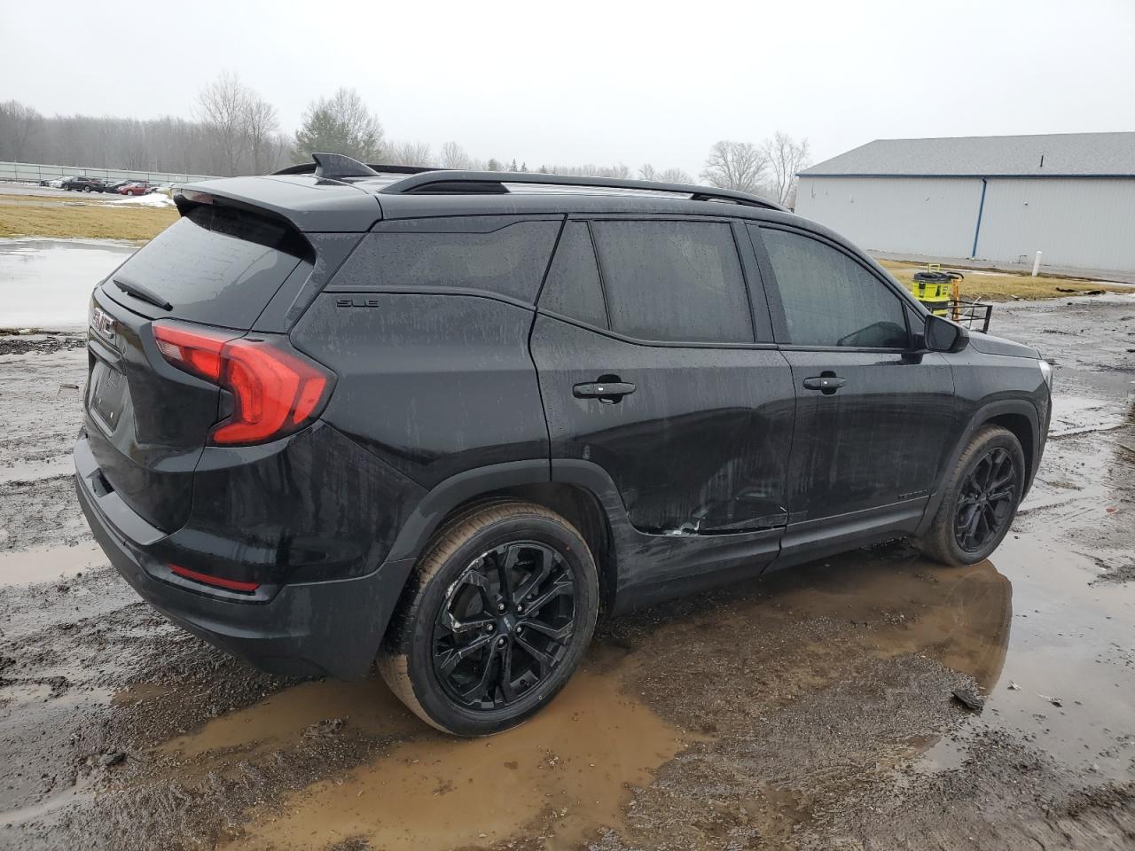 2020 GMC Terrain - Image 3