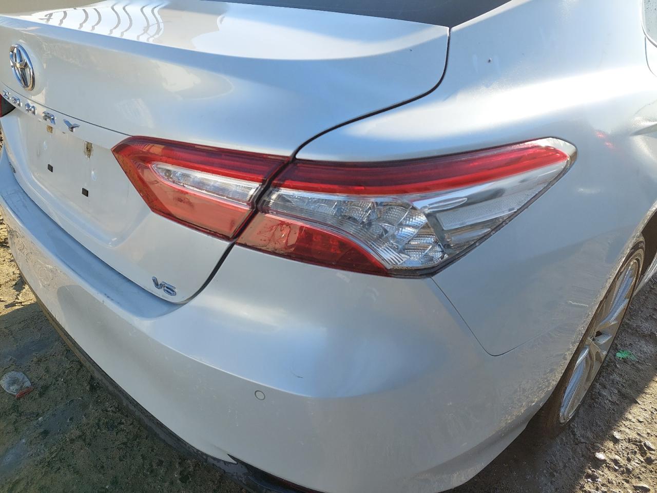 JTNBZ4HK6J3000348 - 2018 Toyota Camry L - #87336154