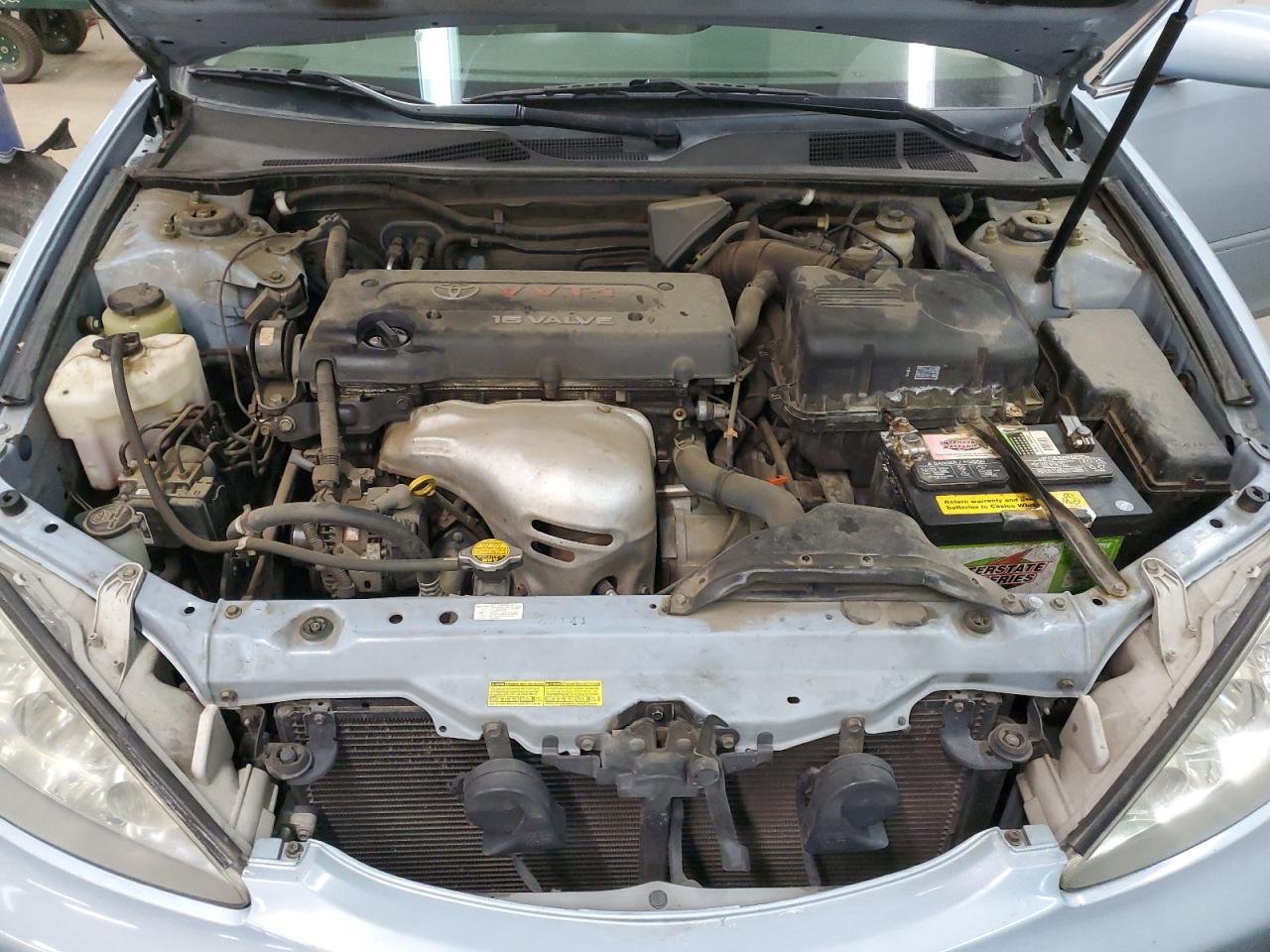 2005 Toyota Camry - Image 11