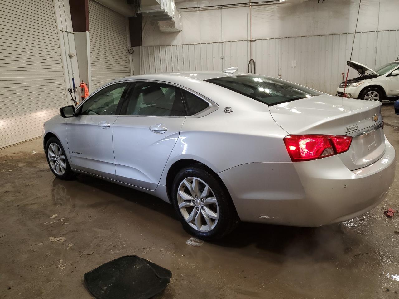 2016 Chevrolet Impala - Image 2