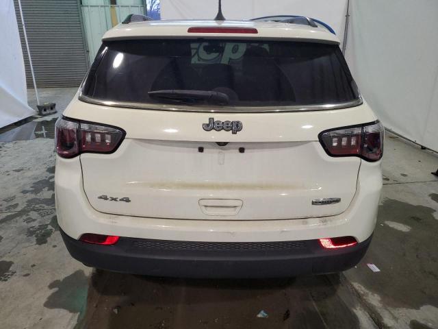  JEEP COMPASS 2018 Белы