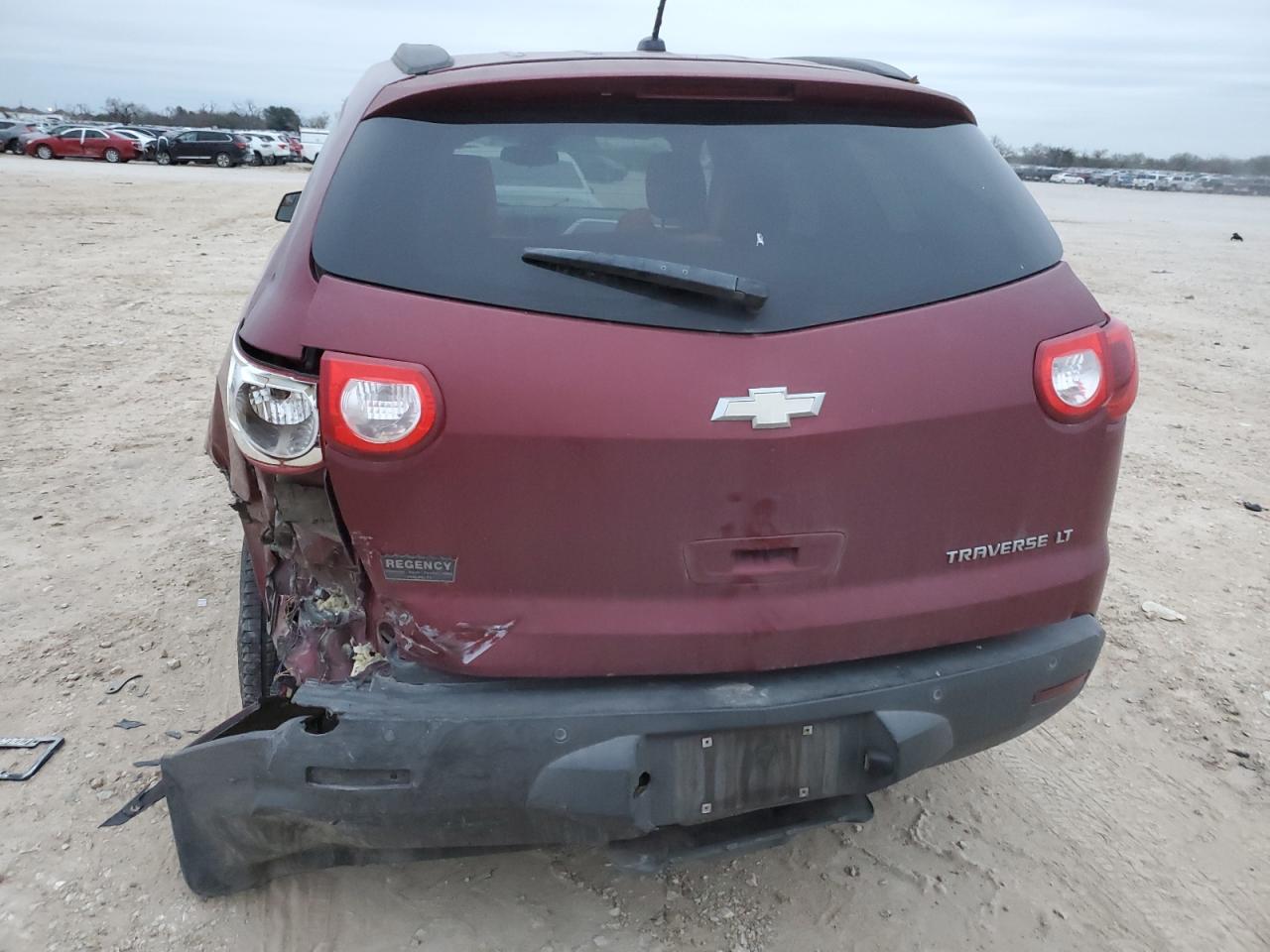 2011 Chevrolet Traverse - Image 6