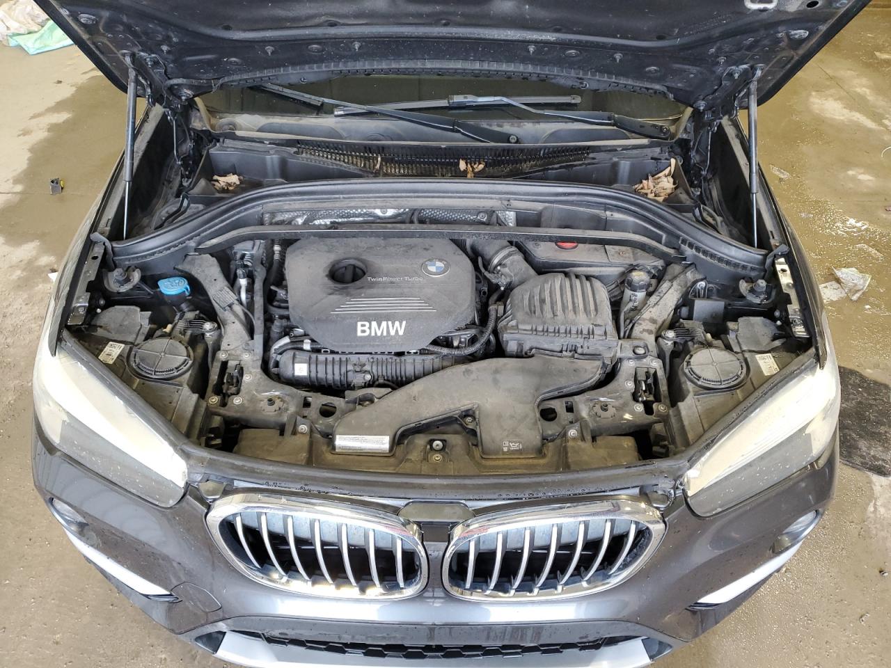 2016 BMW X1 - Image 12
