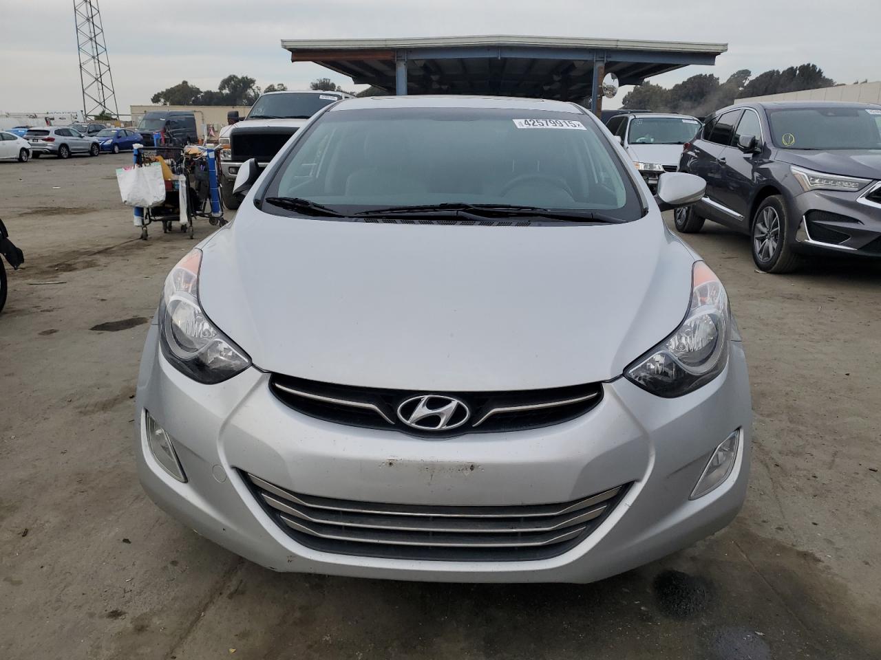 2013 Hyundai Elantra - Image 5