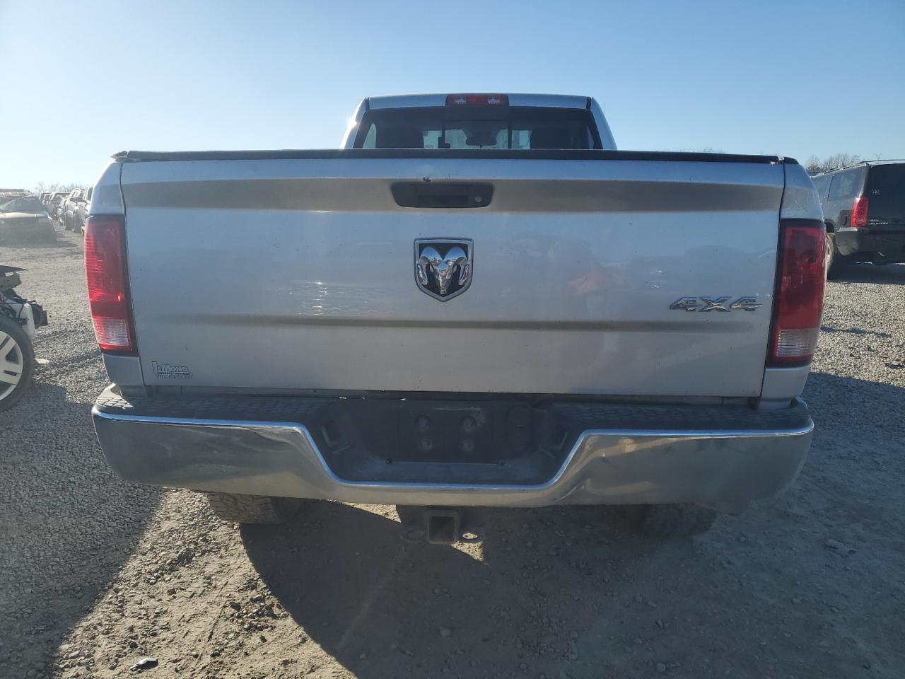 2014 RAM 2500 - Image 6