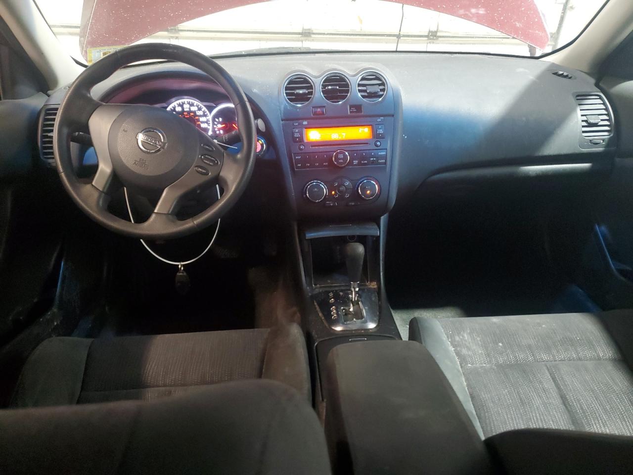 2010 Nissan Altima - Image 8