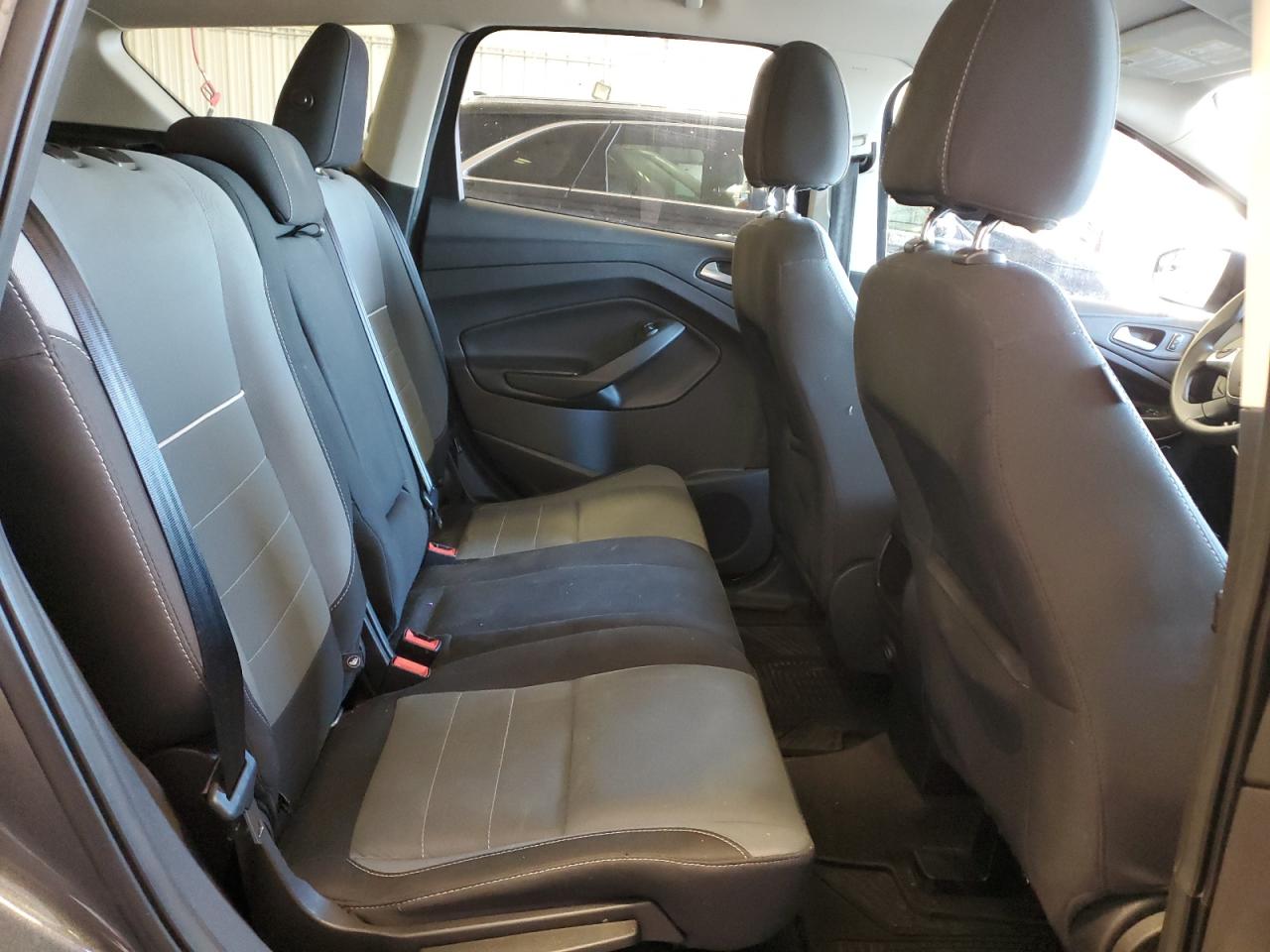 2015 Ford Escape - Image 11