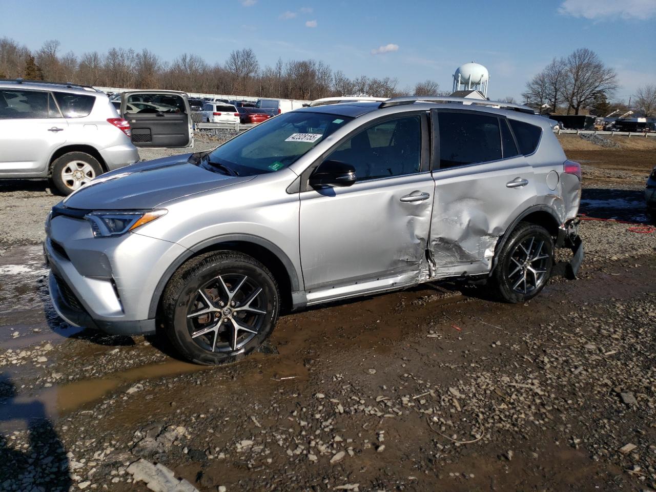 2016 Toyota RAV 4 - Image 1
