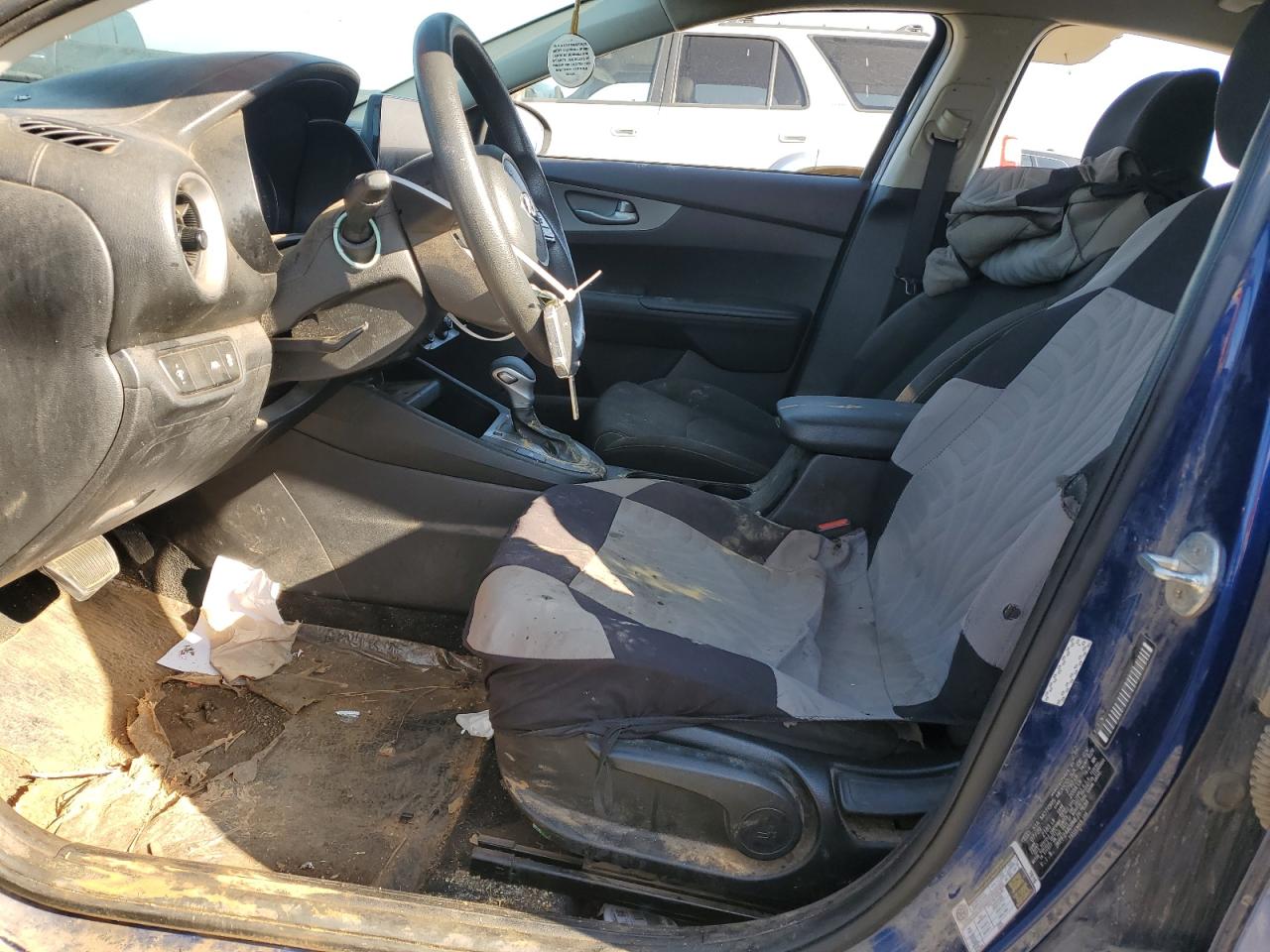 2021 Kia Forte - Image 7