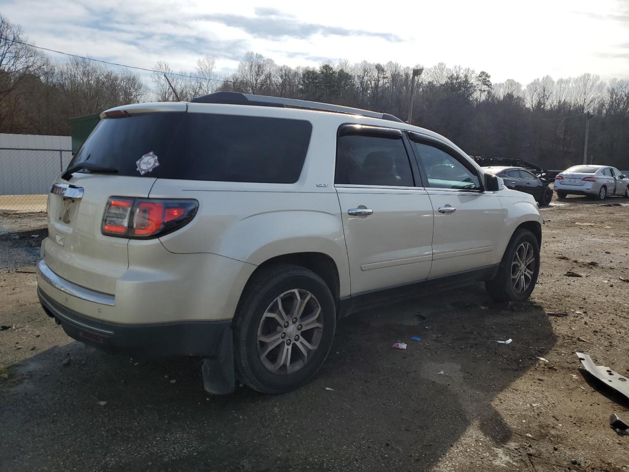 2014 GMC Acadia - Image 3