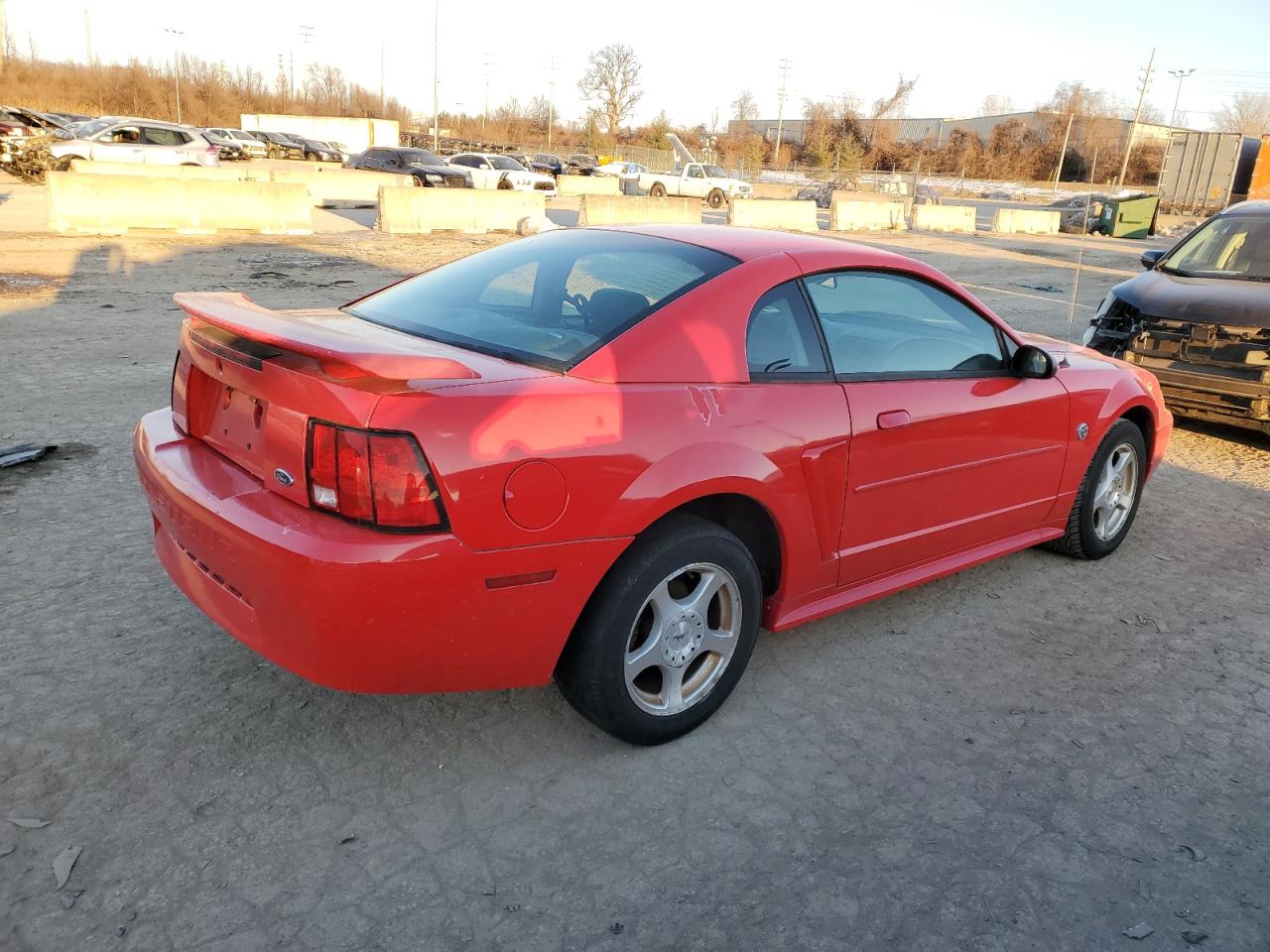 2004 Ford Mustang - Image 3